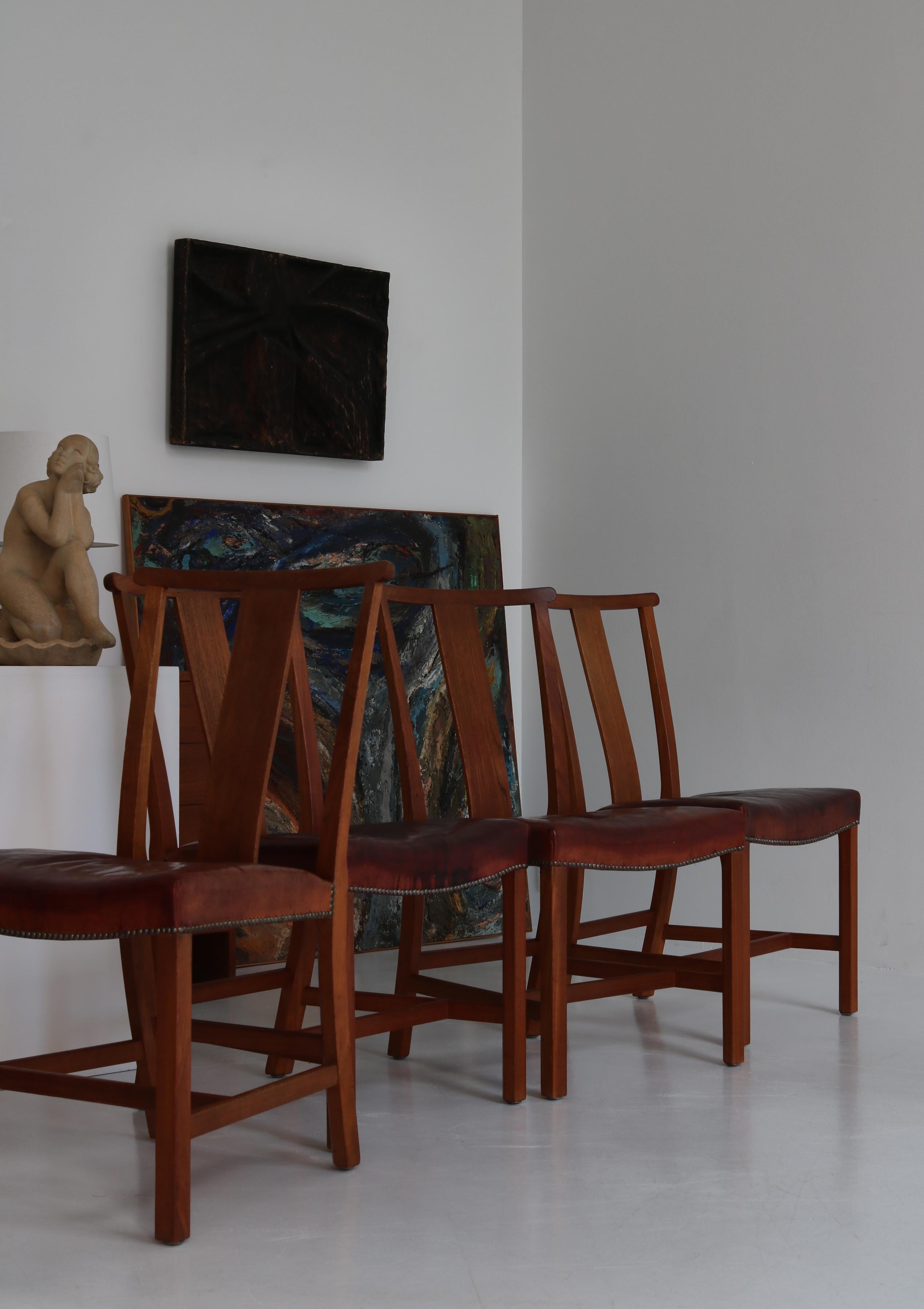 Set of Six Børge Mogensen Dining Chairs in Teak & Niger Leather, 1939, Denmark For Sale 14