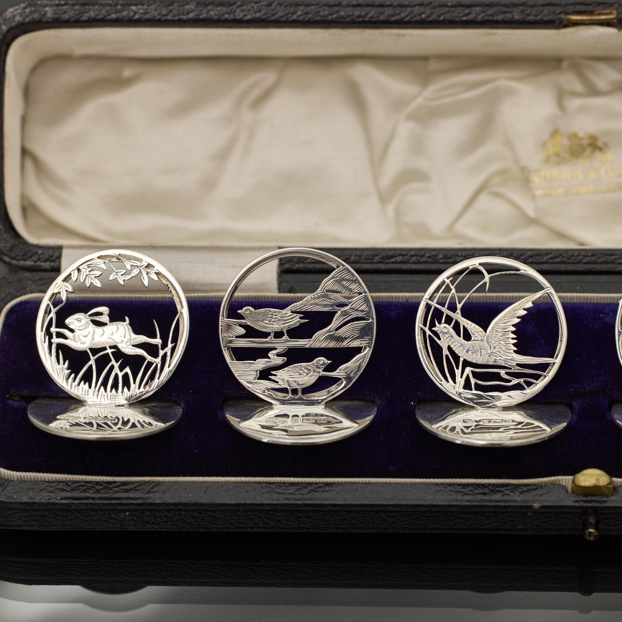 Set von sechs silbernen Platzkartenhaltern mit britischen Tierweltmotiven im Angebot 8