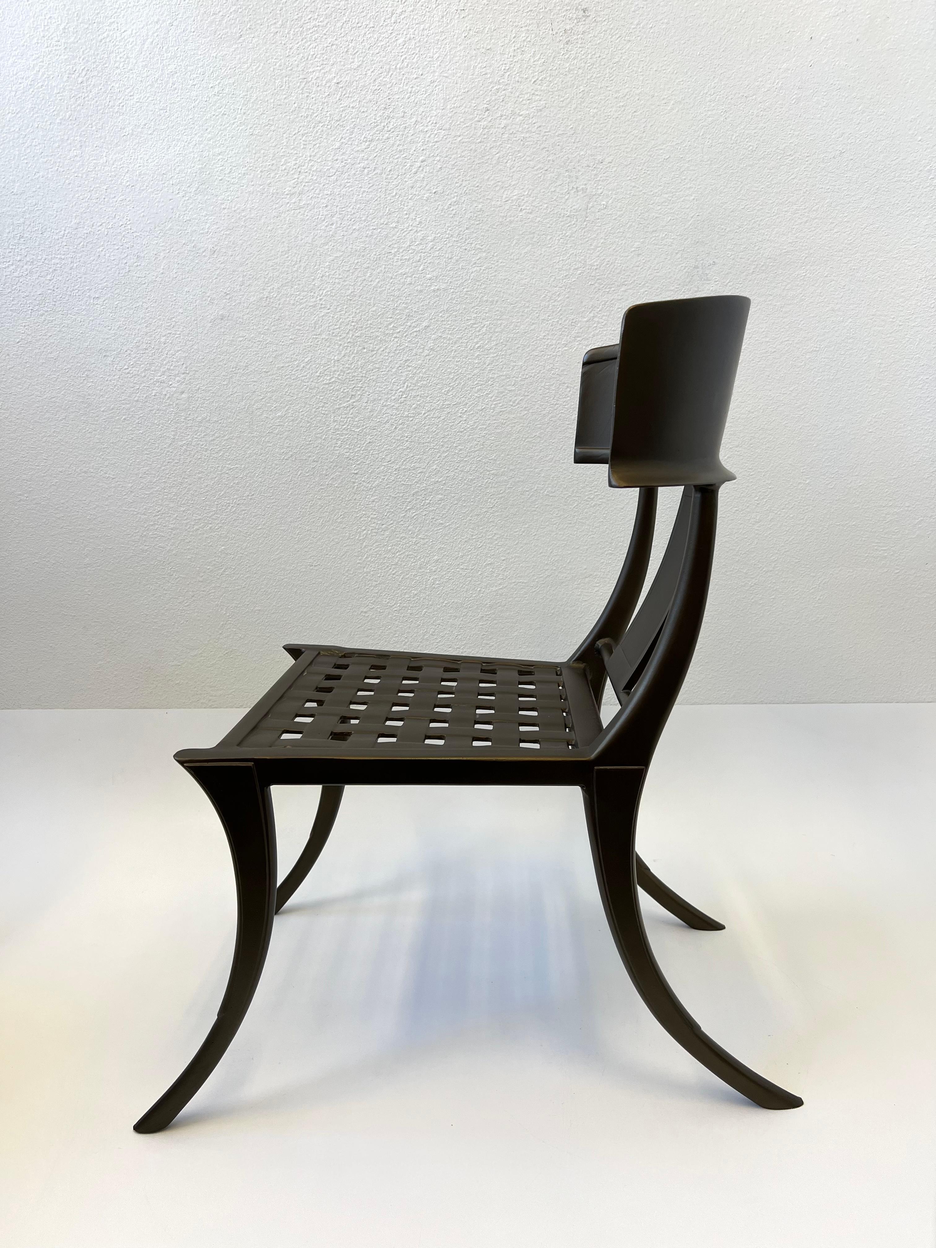 Ensemble de six chaises de salle à manger Klismos en bronze de Michael Taylor  en vente 2