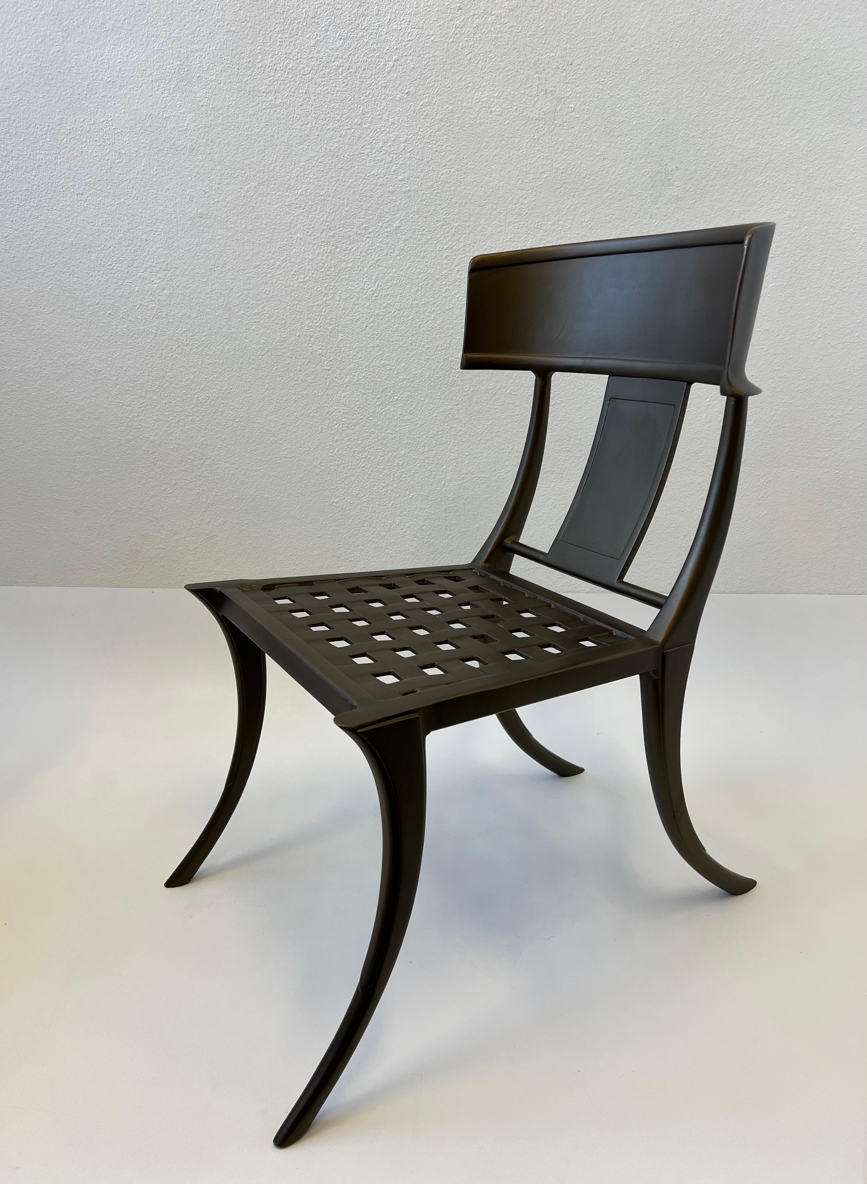 Ensemble de six chaises de salle à manger Klismos en bronze de Michael Taylor  en vente 1