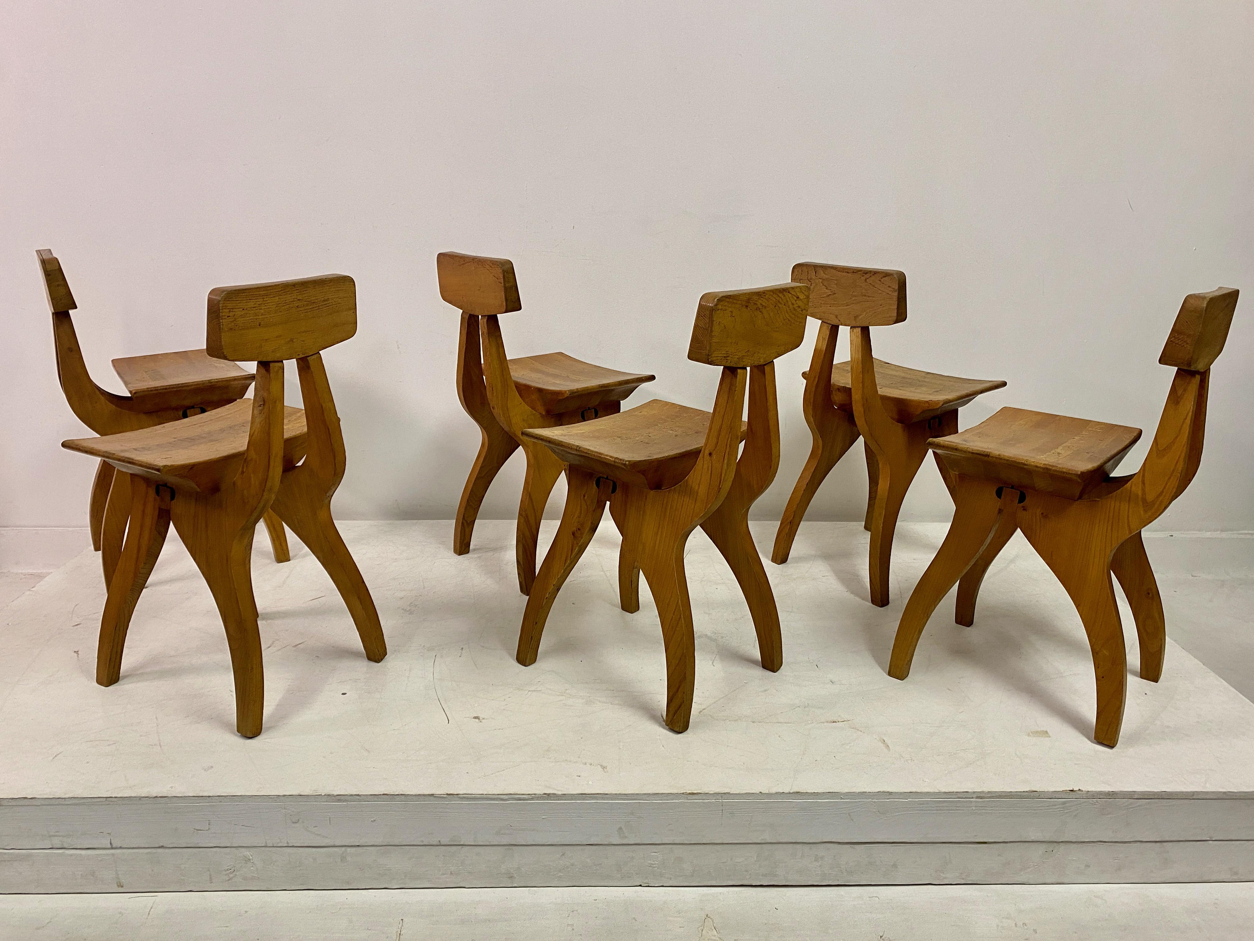 Set of Six Brutalist Dining Chairs in Elm For Sale 10