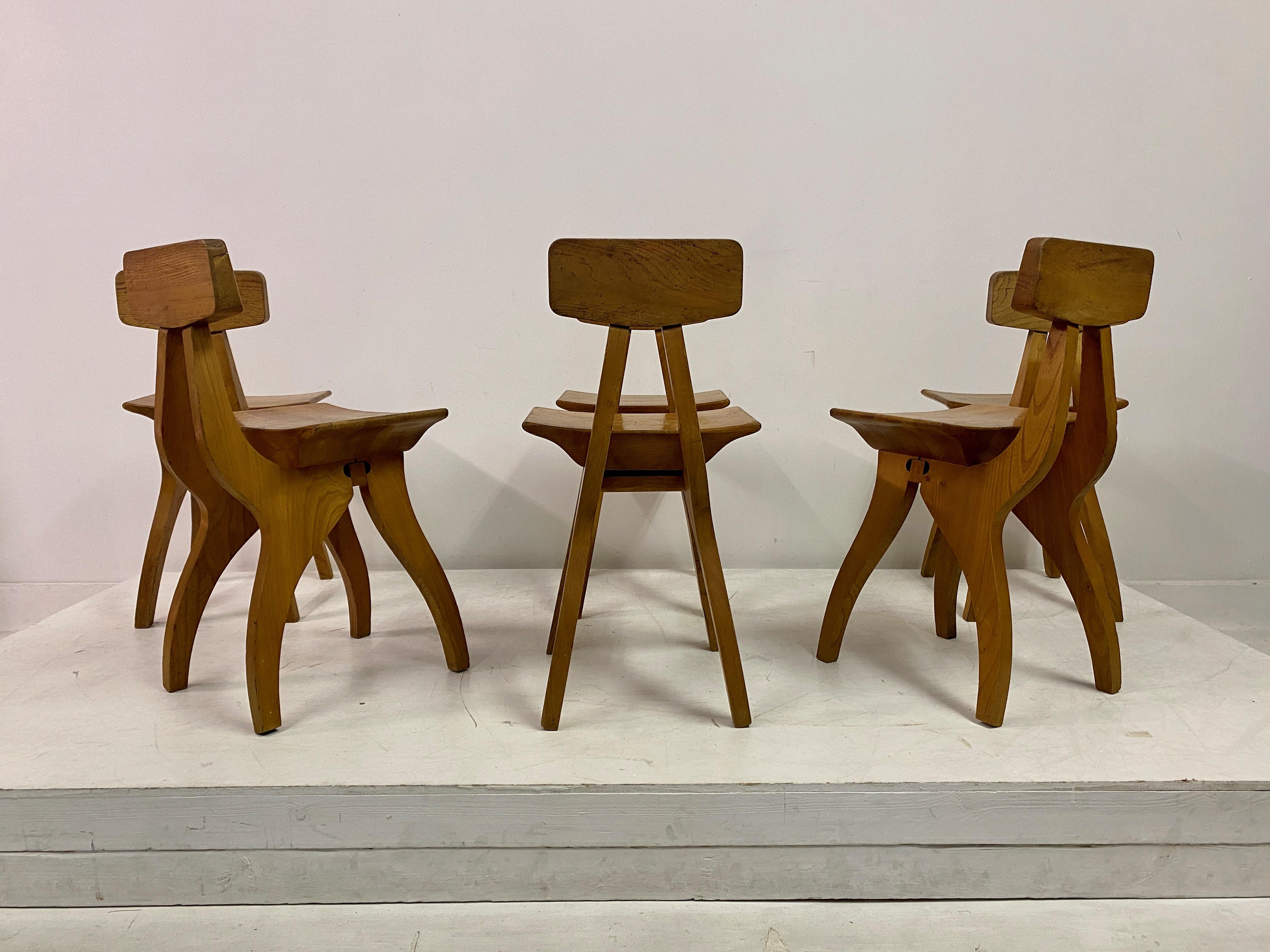 Set of Six Brutalist Dining Chairs in Elm For Sale 12