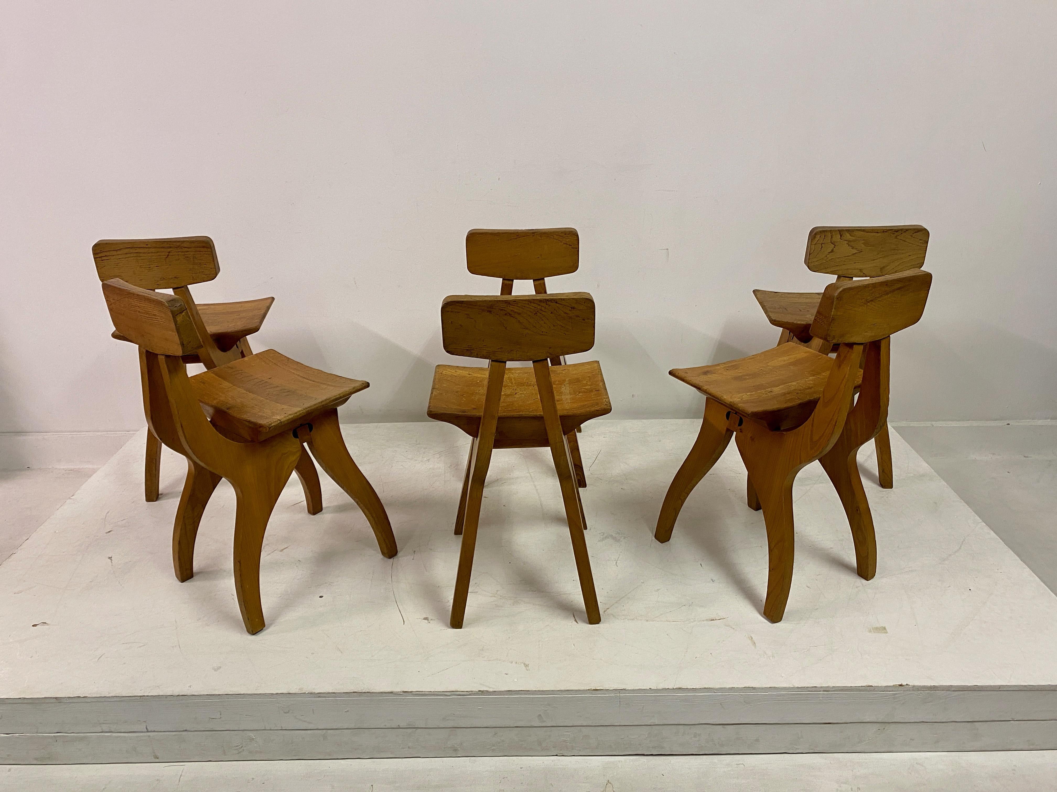 Set of Six Brutalist Dining Chairs in Elm For Sale 13