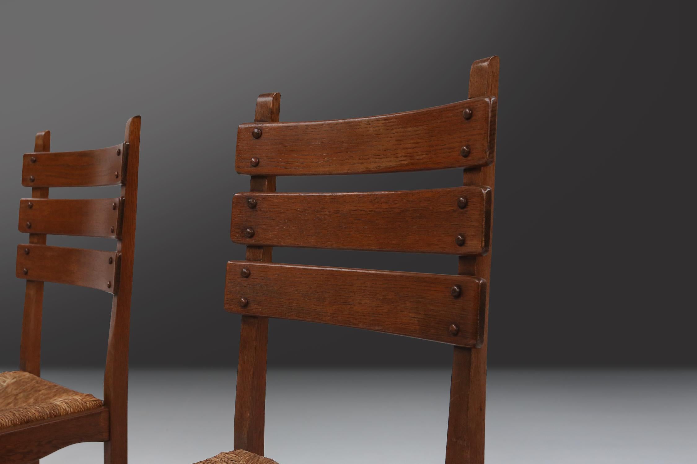 Mid-Century Modern Ensemble de six chaises de salle à manger brutalistes en chêne et osier en vente