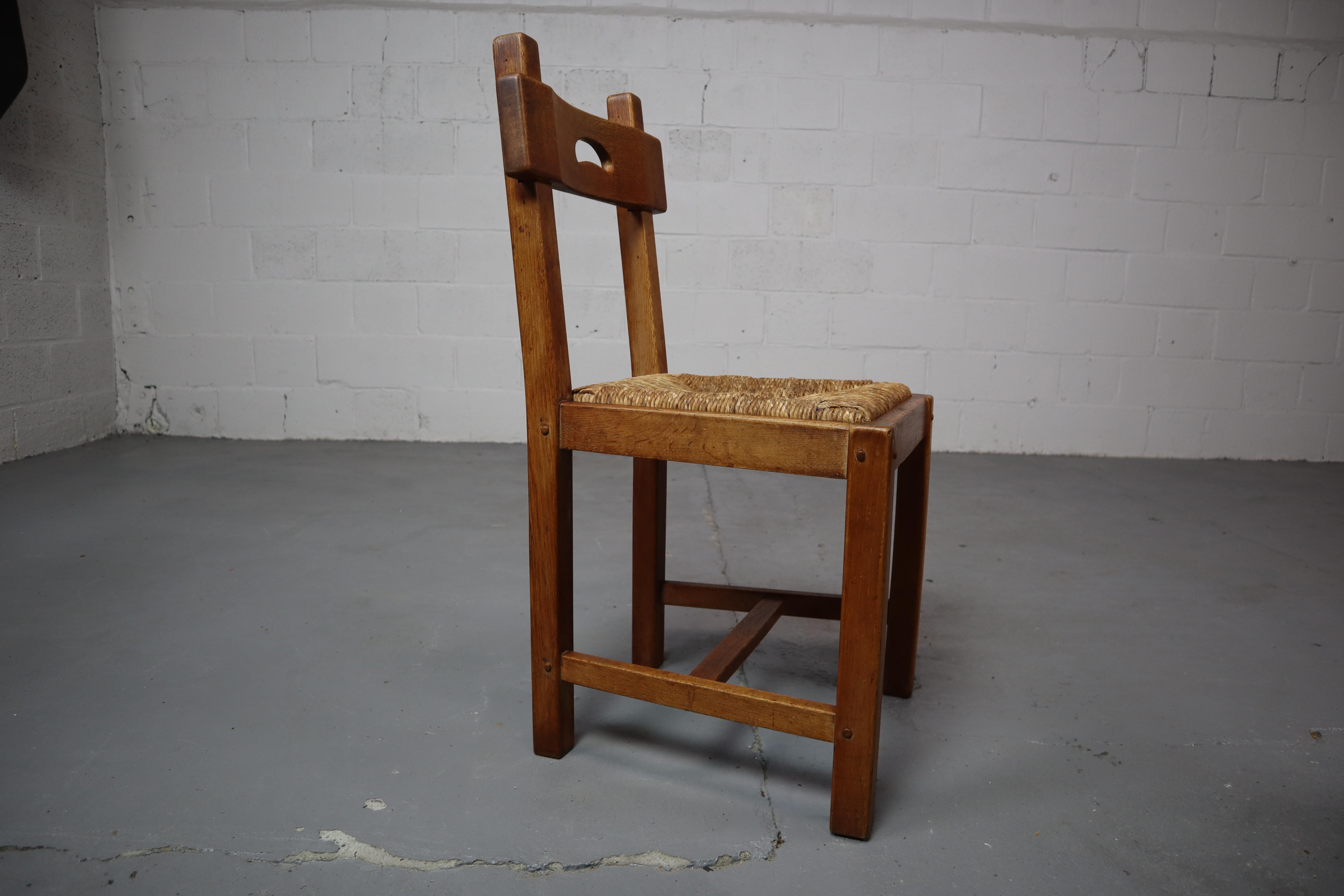 Set di sei sedie da pranzo brutaliste e rustiche in Oak e Rush, Spagna, anni '60! in vendita 3
