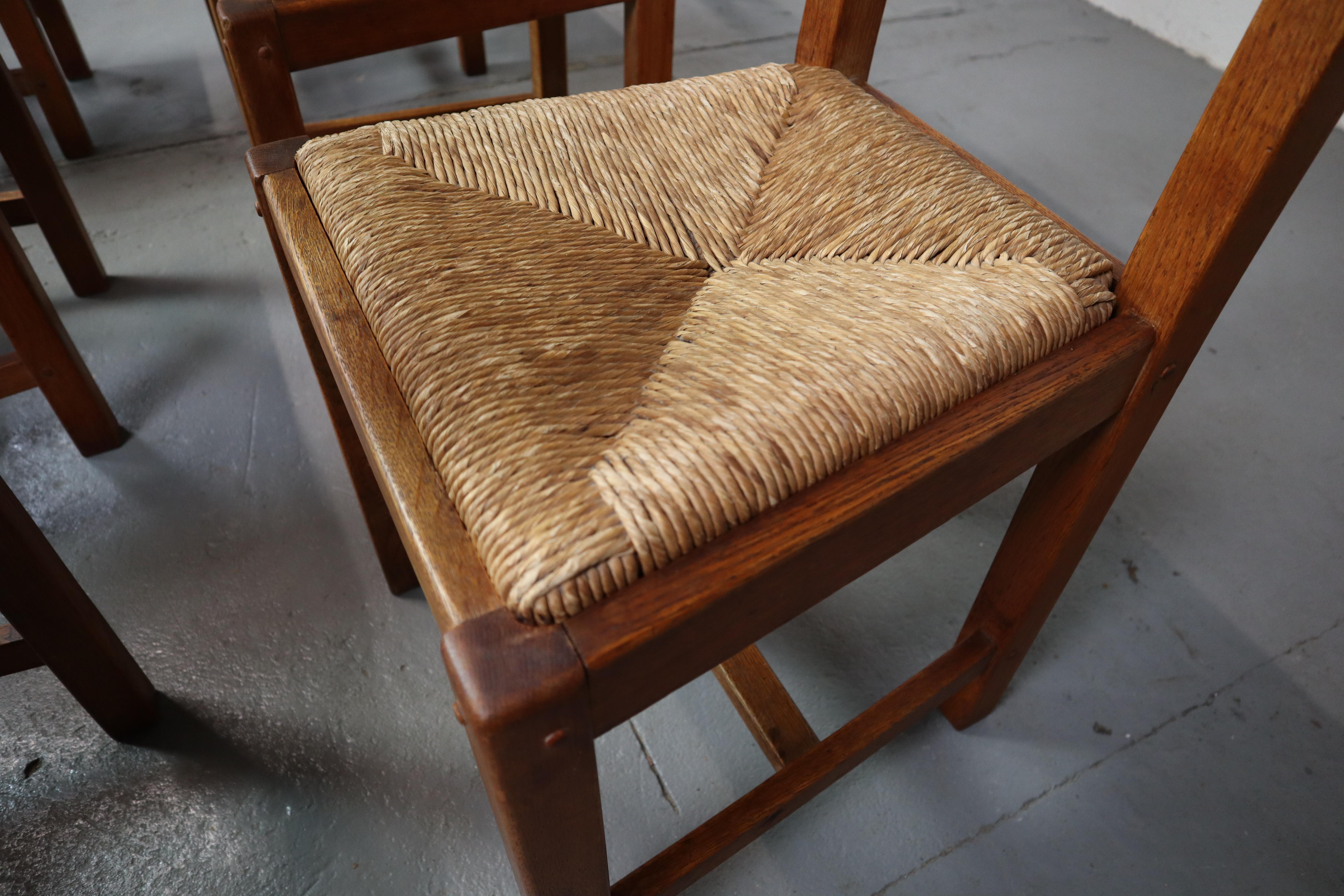 Set di sei sedie da pranzo brutaliste e rustiche in Oak e Rush, Spagna, anni '60! in vendita 9