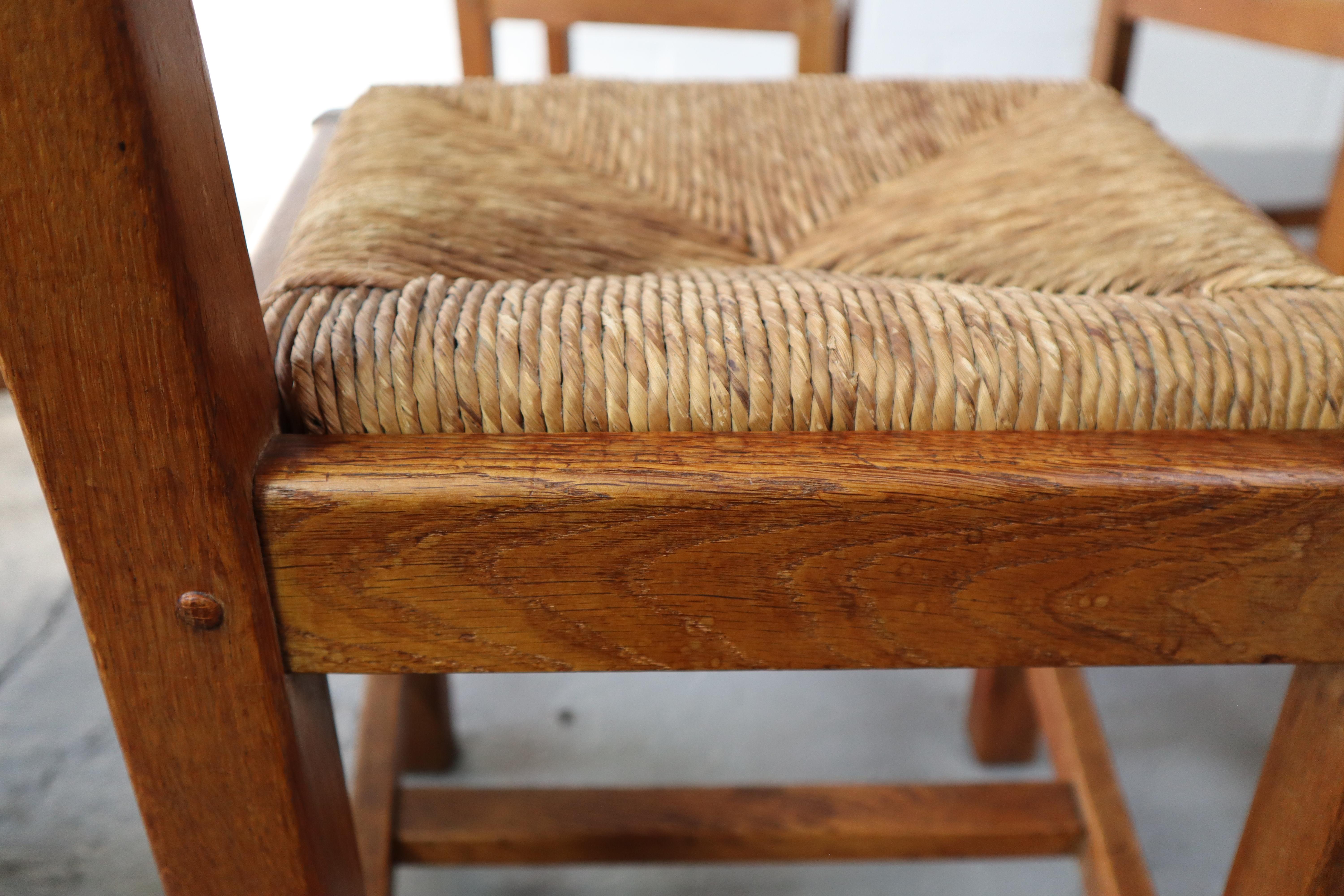 Set di sei sedie da pranzo brutaliste e rustiche in Oak e Rush, Spagna, anni '60! in vendita 12
