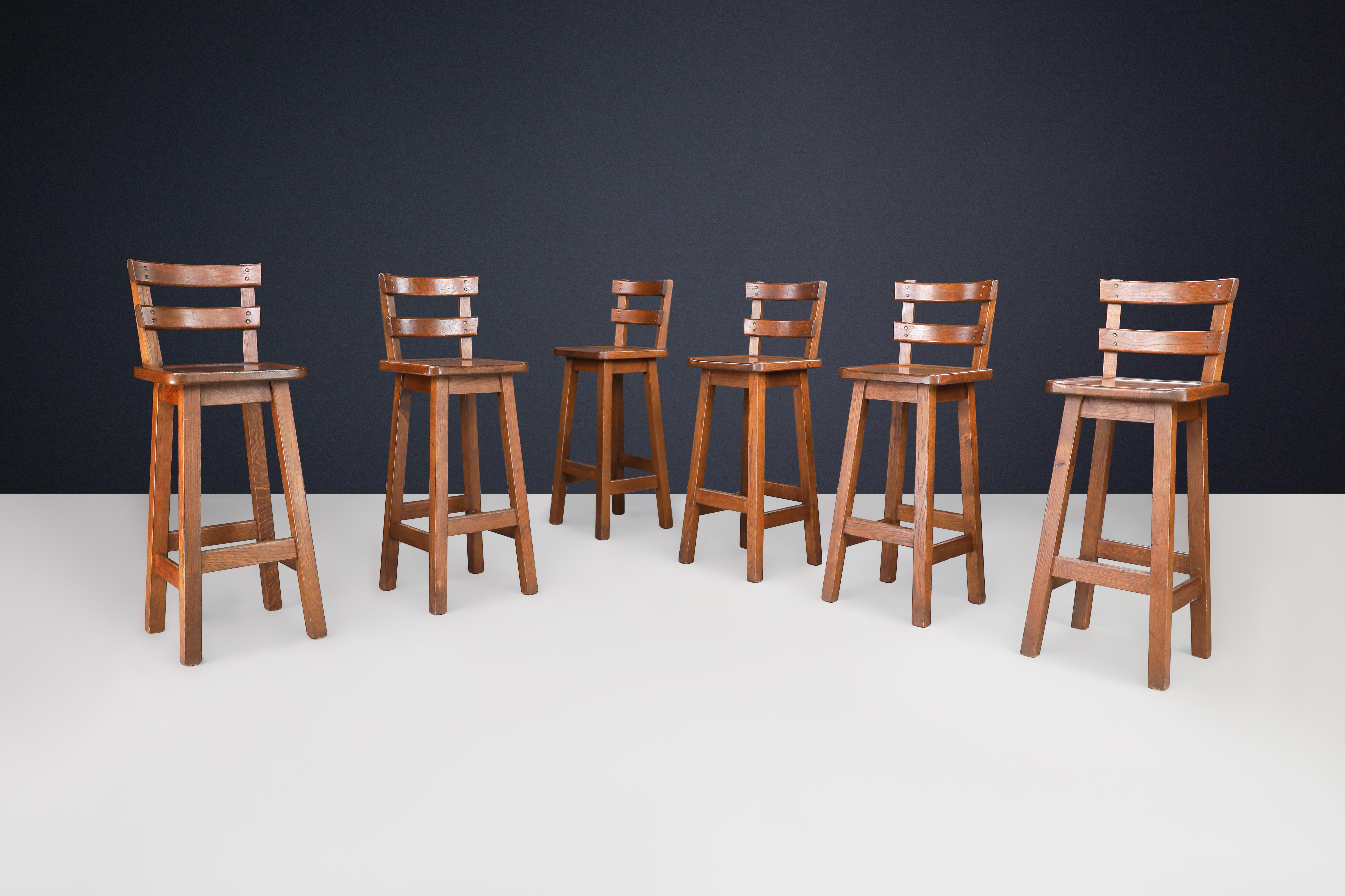 Set of Six Brutalist Solid Oak Bar Stools, France, 1960s For Sale 4