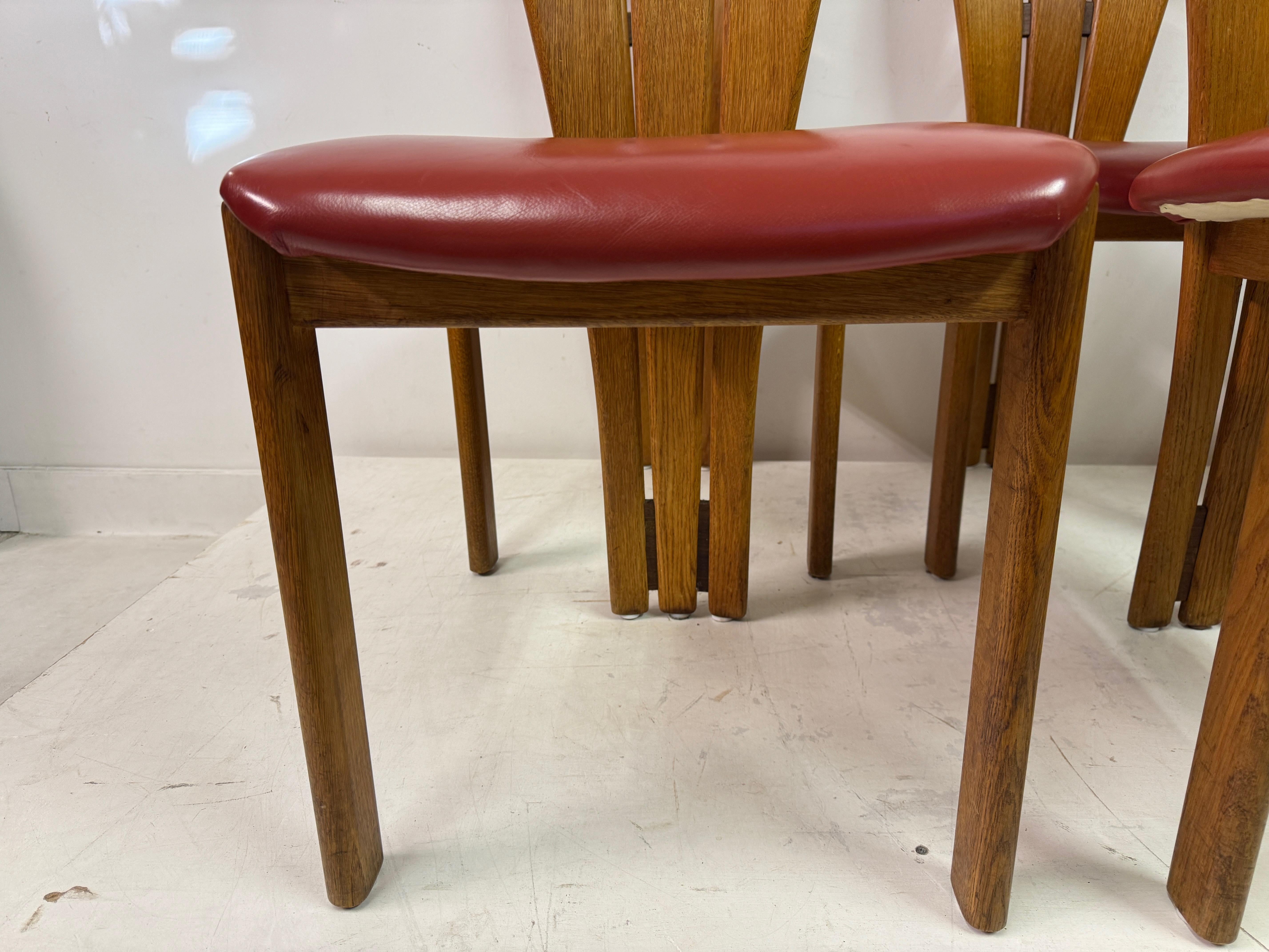 Quercia Set di sei sedie da pranzo olandesi in stile brutalista in vendita