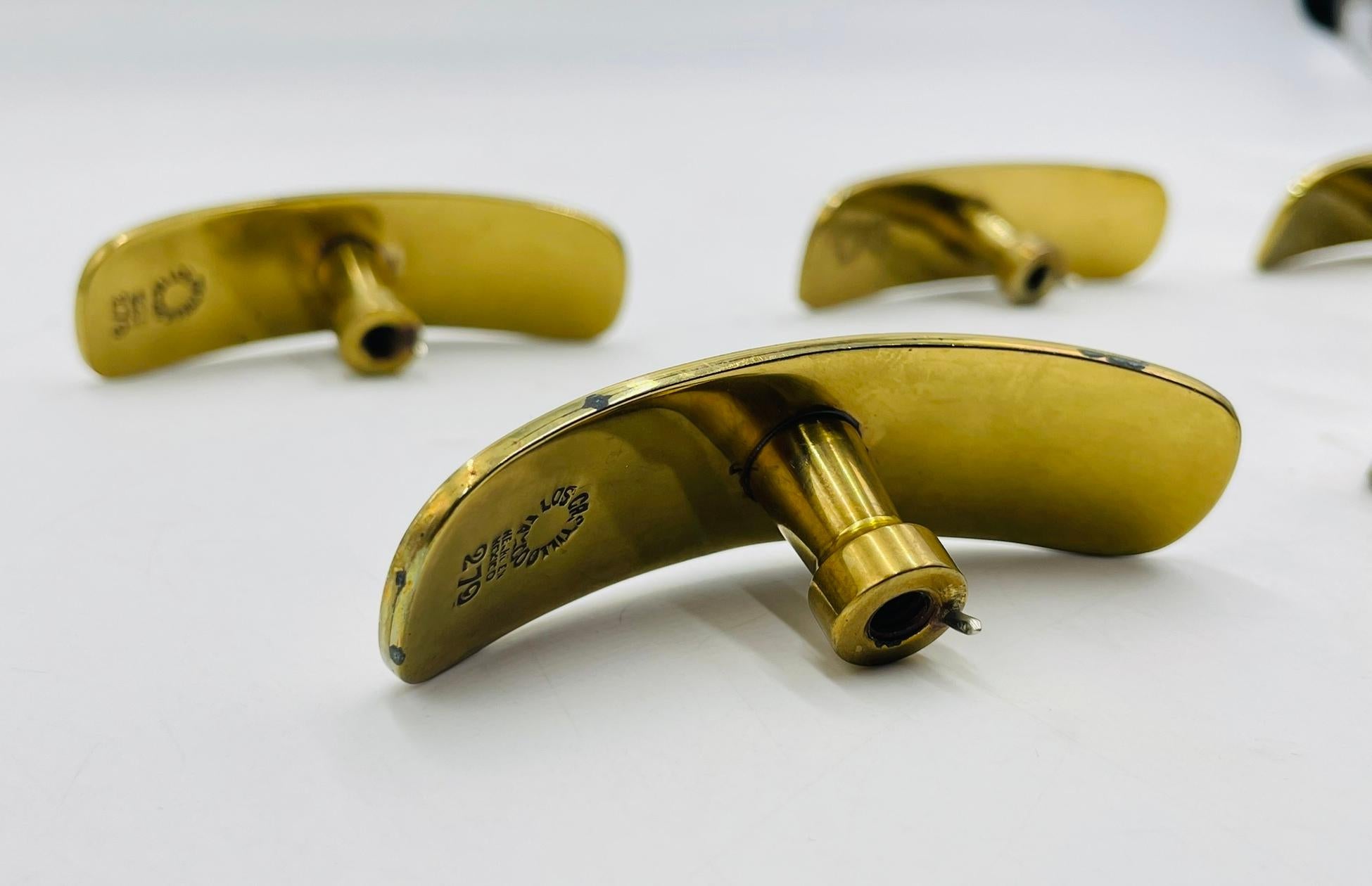 Set of Six Cabinet Pulls in Brass & Stone Inlay by Los Castillo, Mexico 1950's For Sale 13