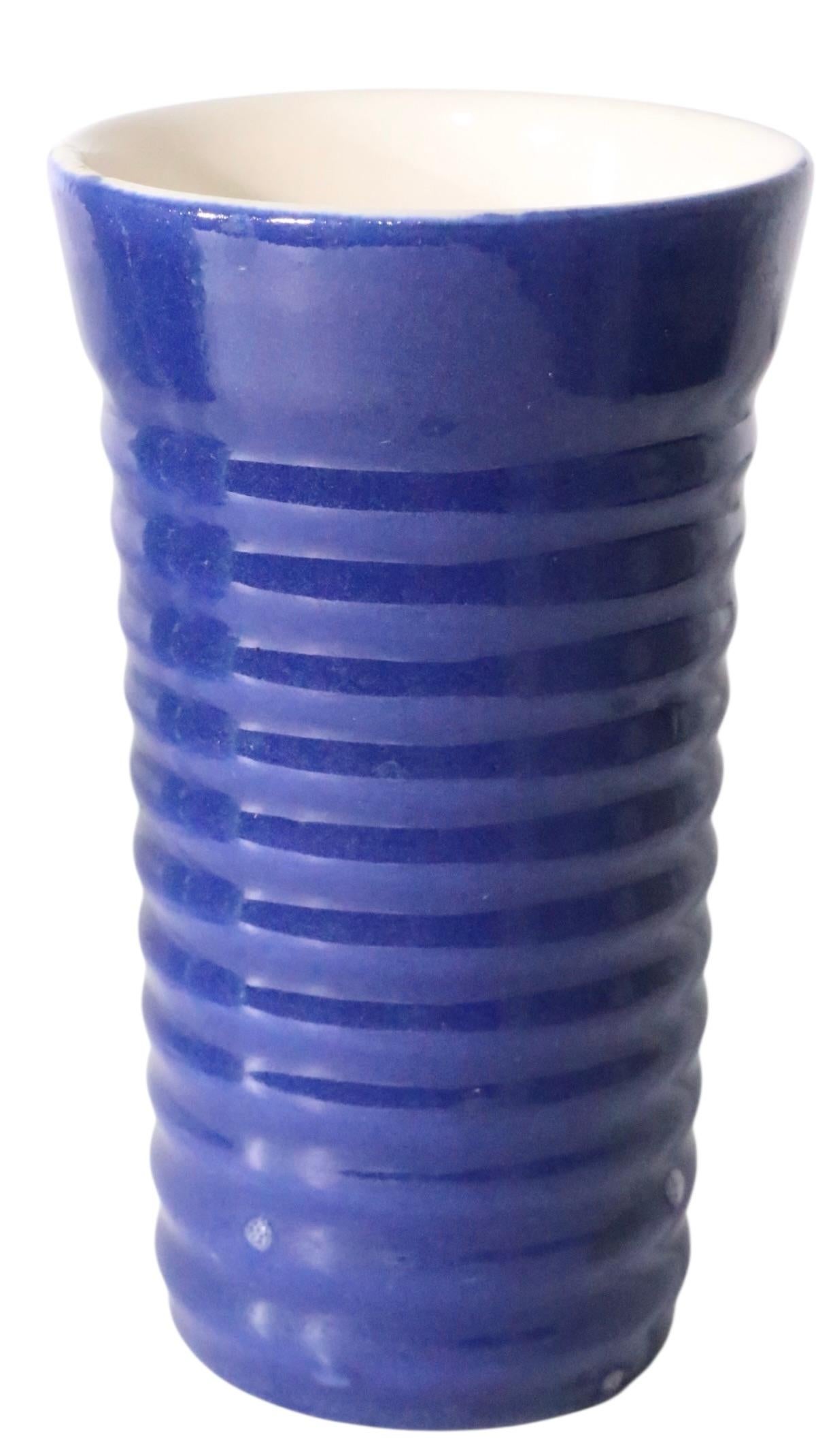 Lot de six gobelets en céramique à motif d'anneau de California Pottery par Bauer en vente 3