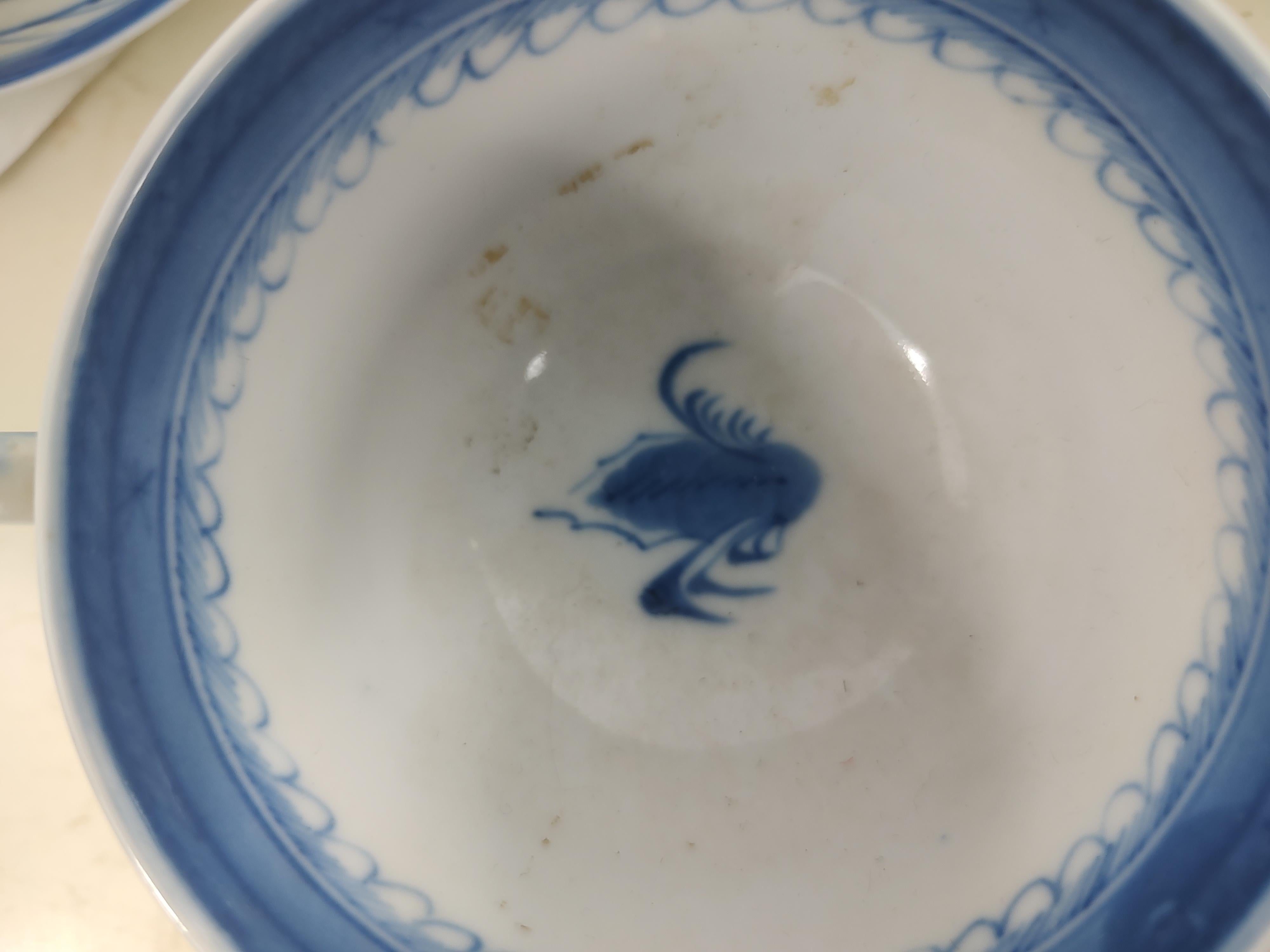Satz von sechs kantonesischen blau-weißen Teetassen mit Untertassen 19. Jahrhundert, Anfang 20.  im Angebot 2