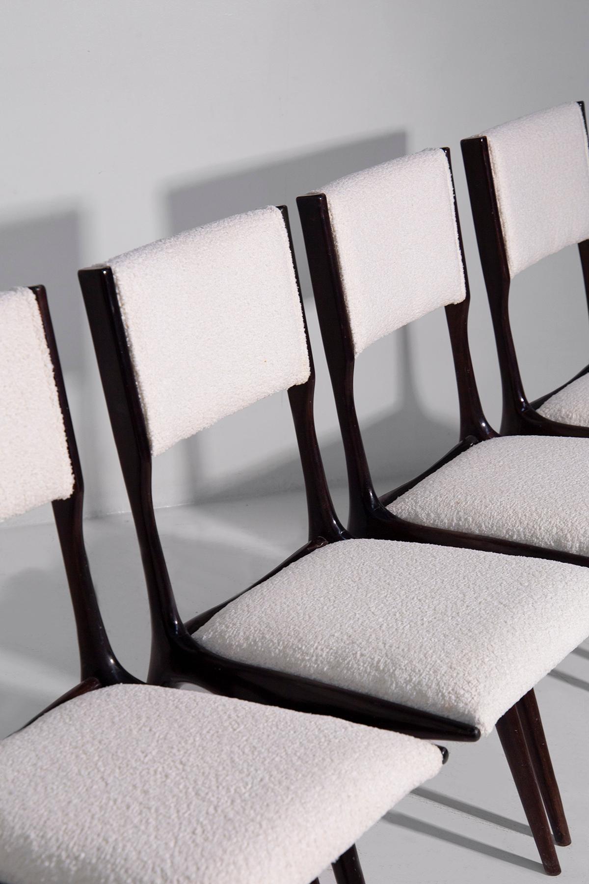 Set of six Carlo De Carli chairs in white bouclè In Good Condition For Sale In Milano, IT