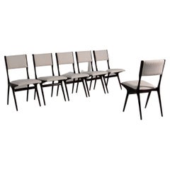 Ensemble de six chaises Carlo De Carli en bouclè blanc