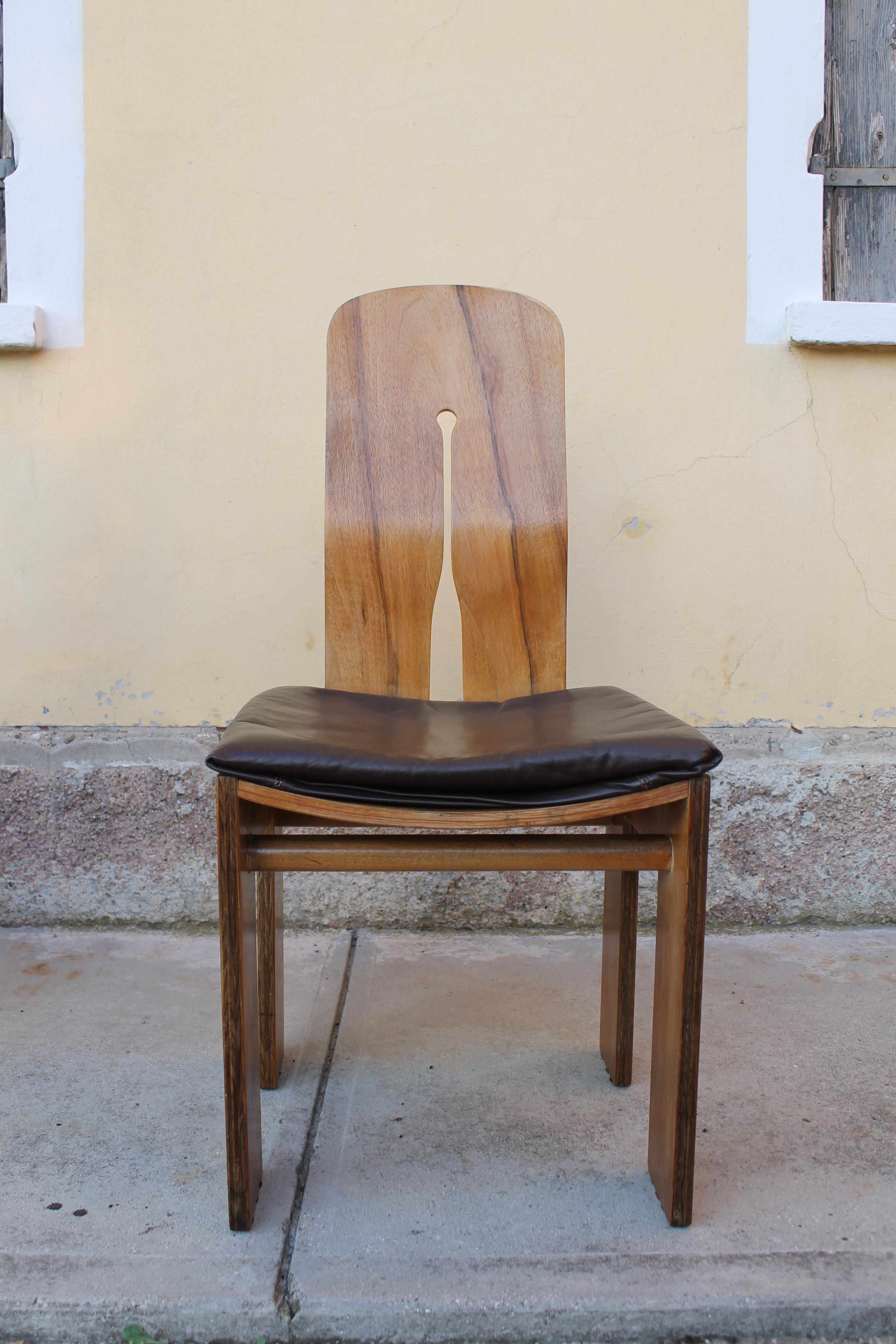 Set of Six Carlo Scarpa 1934/765 Walnut Chairs for Bernini, Italy, 1977 In condizioni buone in vendita a Sacile, PN