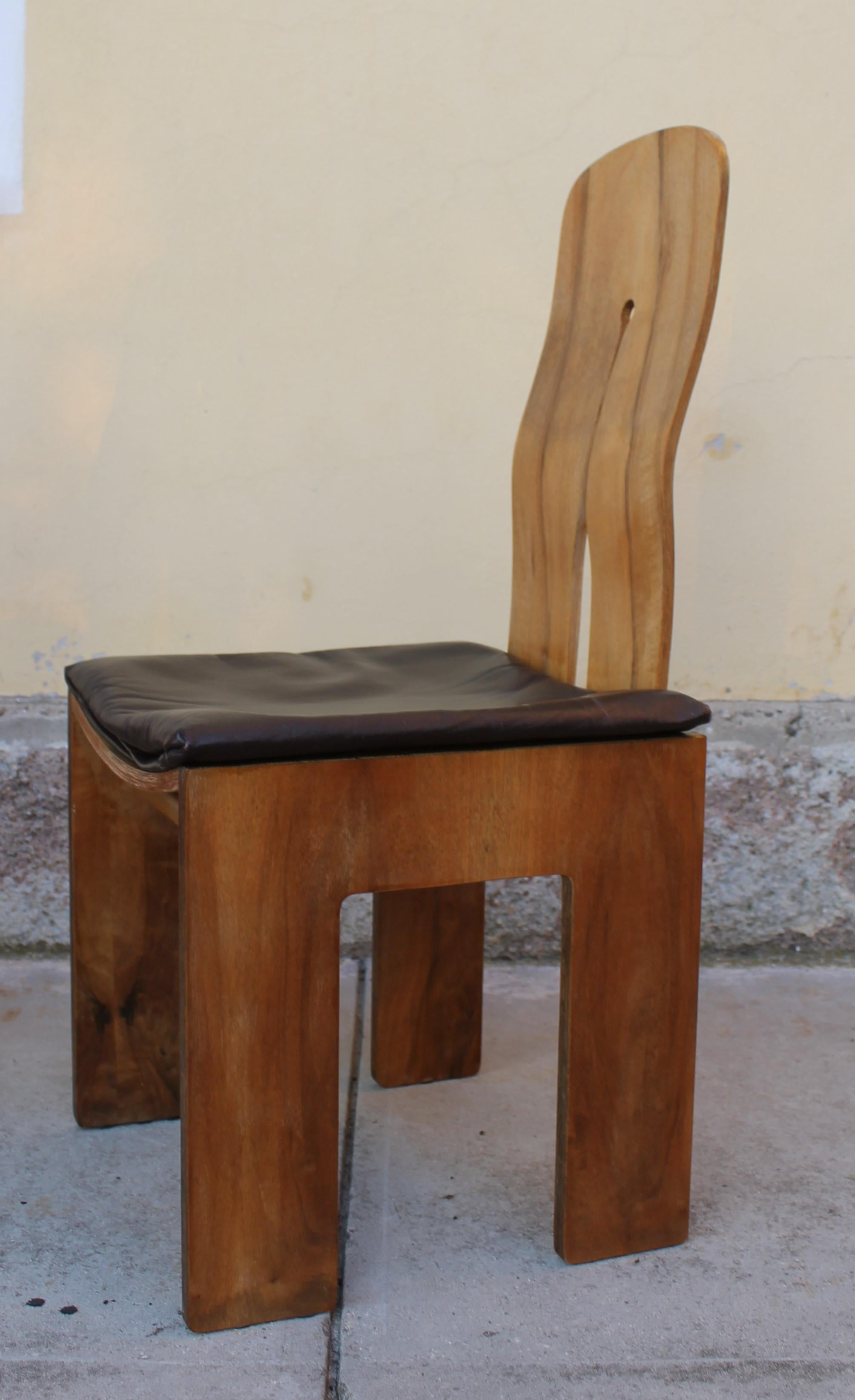 Set of Six Carlo Scarpa 1934/765 Walnut Chairs for Bernini, Italy, 1977 in vendita 1