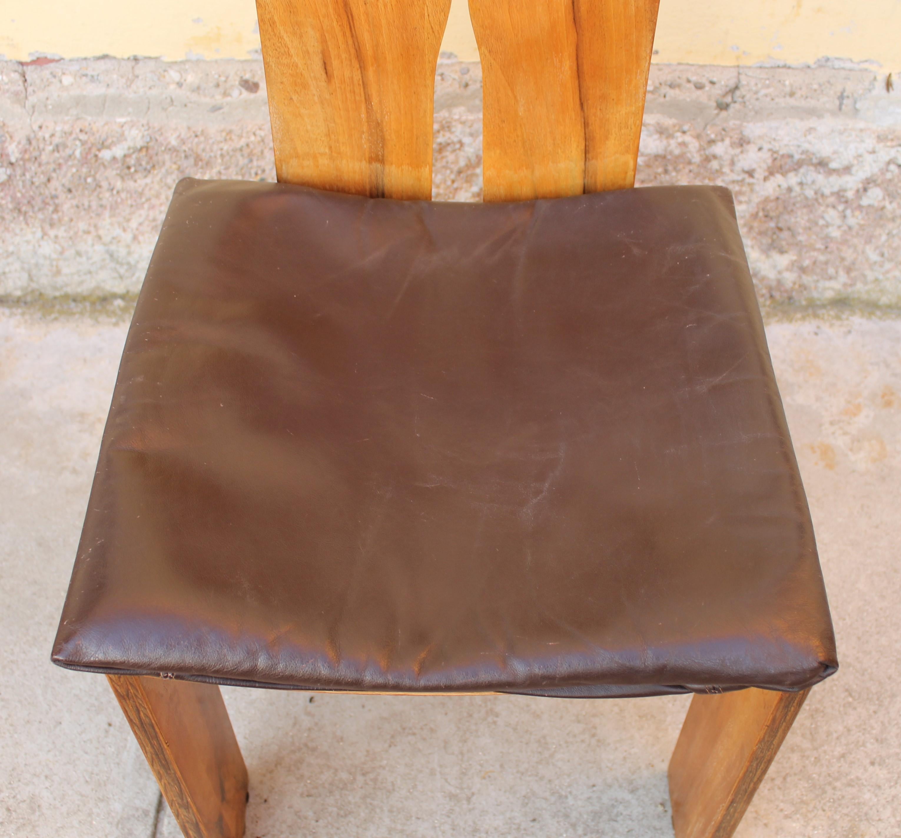 Set of Six Carlo Scarpa 1934/765 Walnut Chairs for Bernini, Italy, 1977 in vendita 2