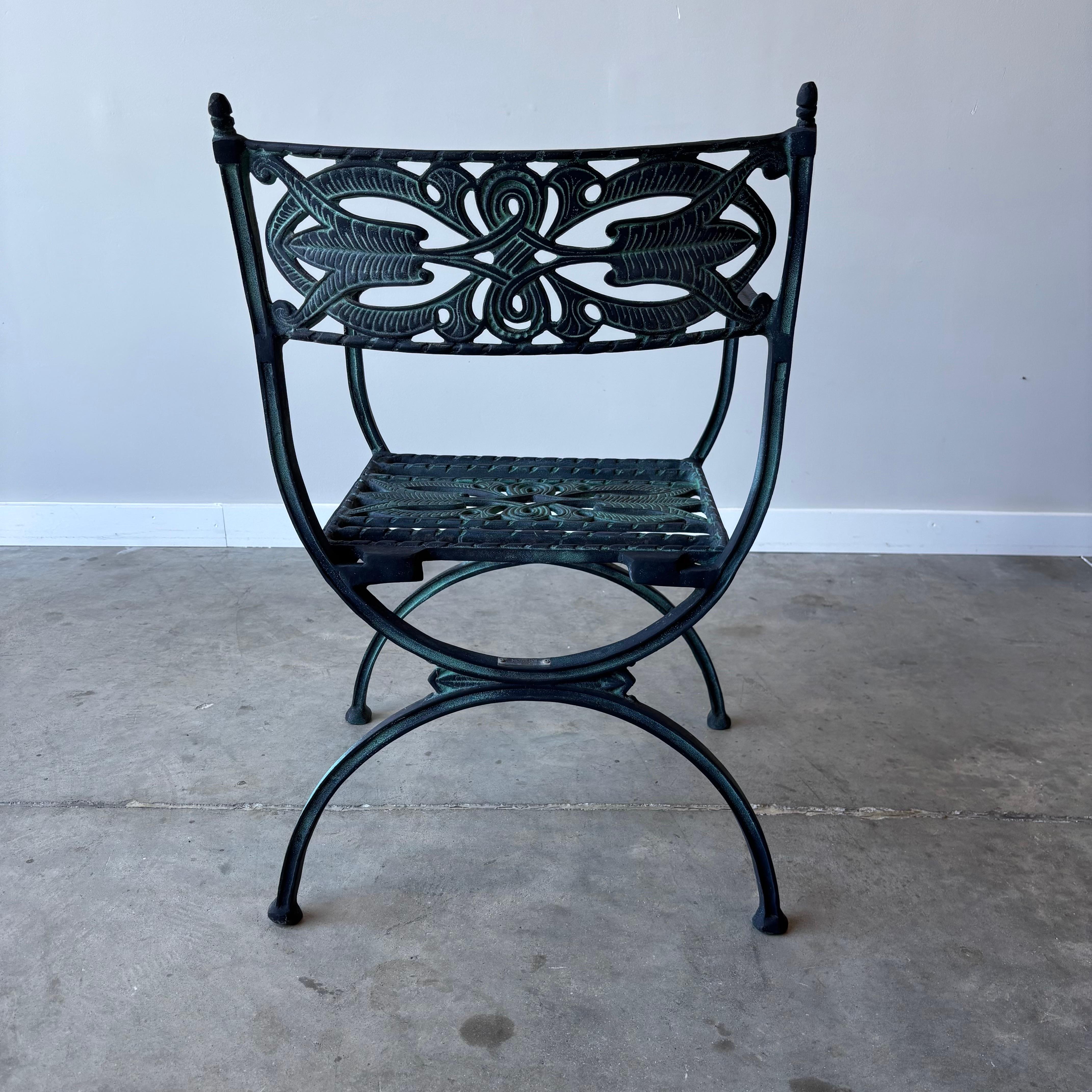 Juego de seis sillones de aluminio fundido para terraza en venta 1