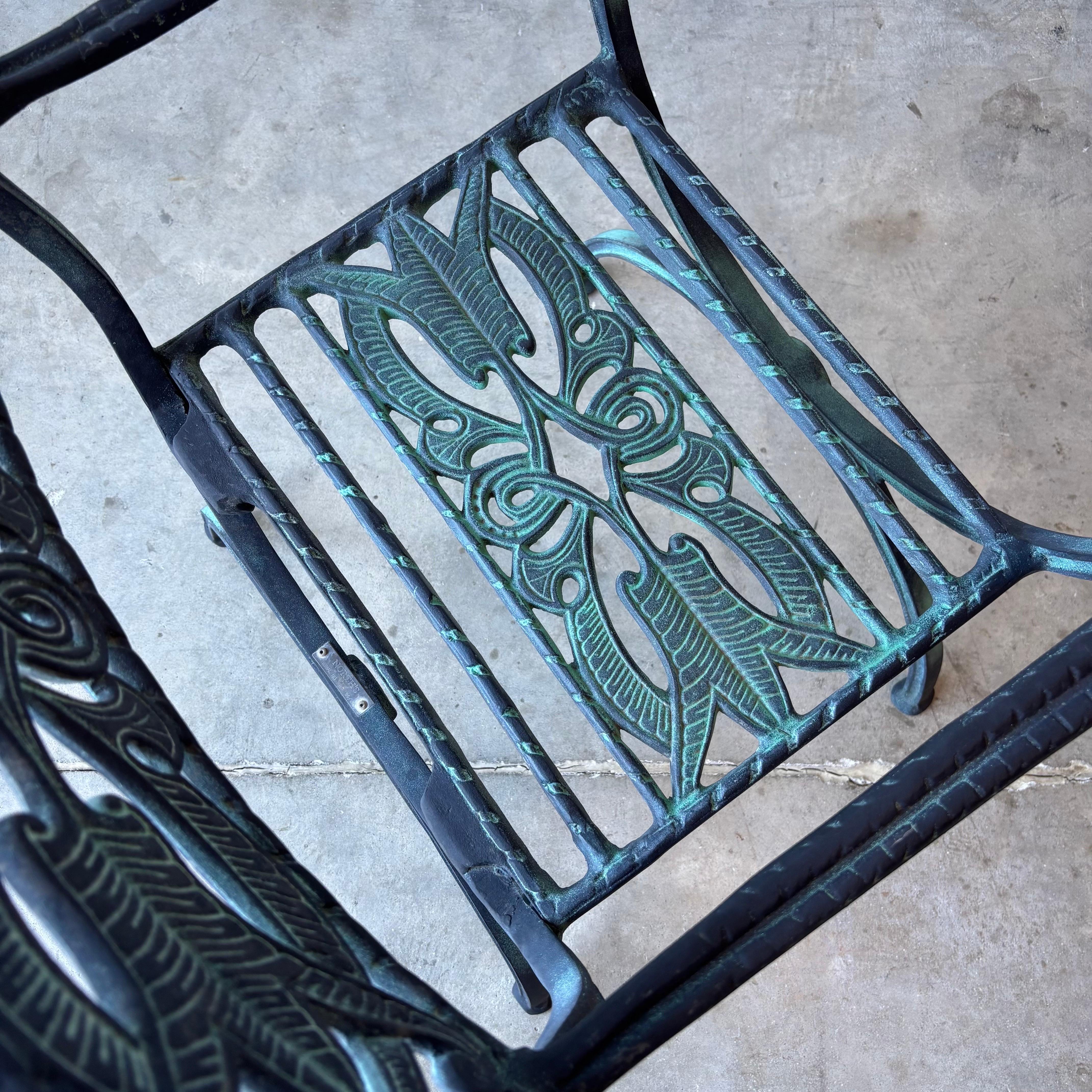 Juego de seis sillones de aluminio fundido para terraza en venta 2