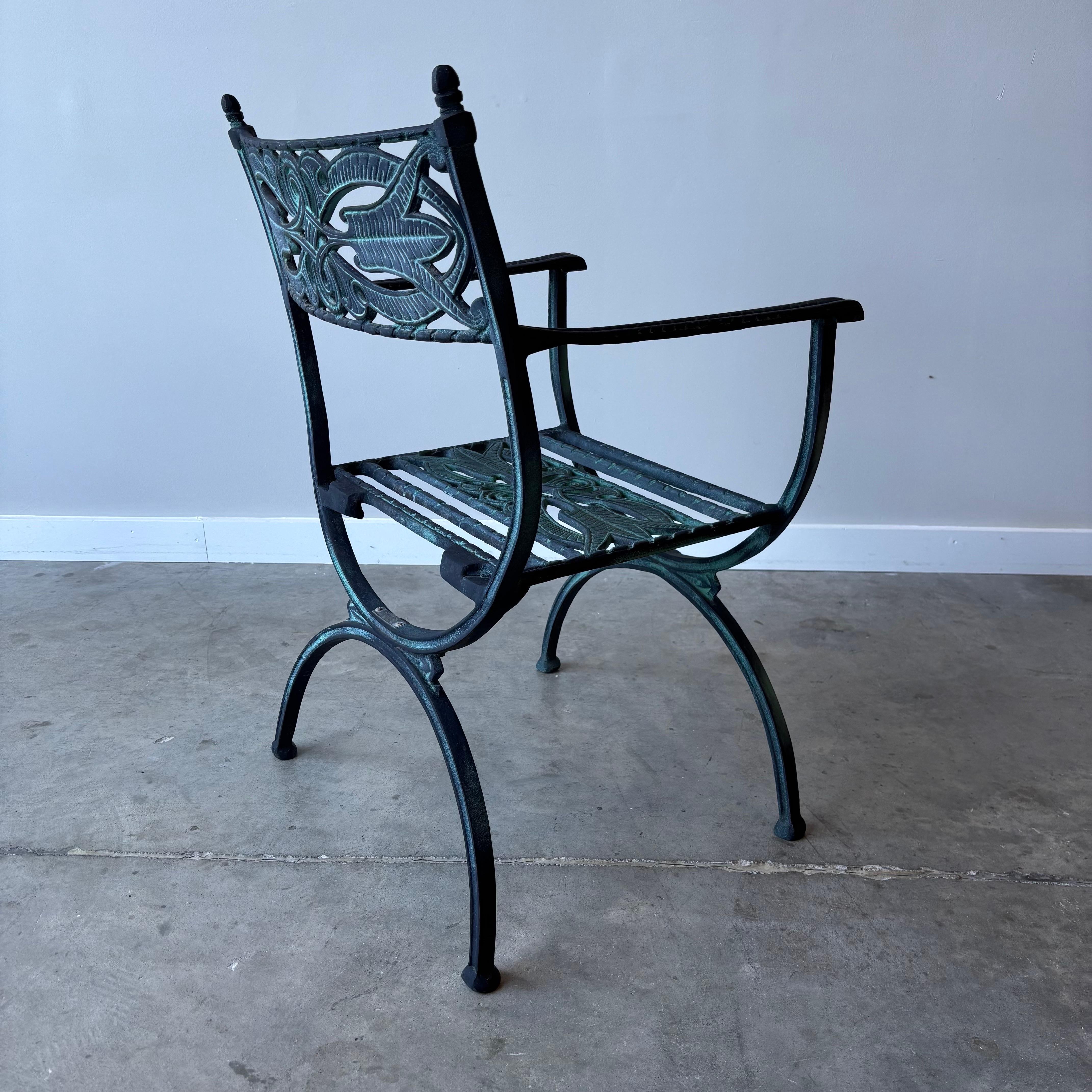 Juego de seis sillones de aluminio fundido para terraza en venta 4