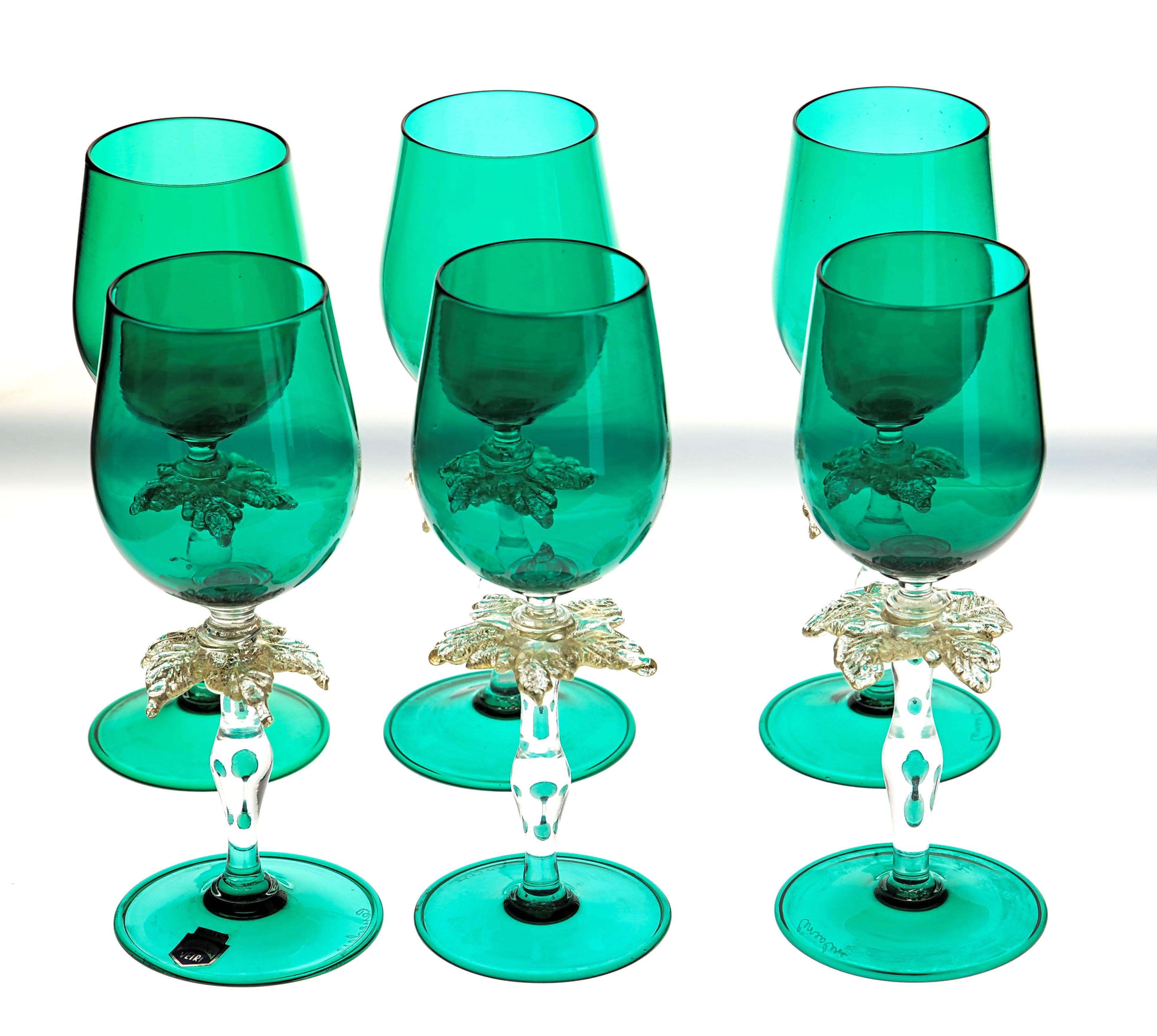 Art Glass Set of Six Cenedese Green Stemmed Glass with Gold Palm Design, Murano, Signed
