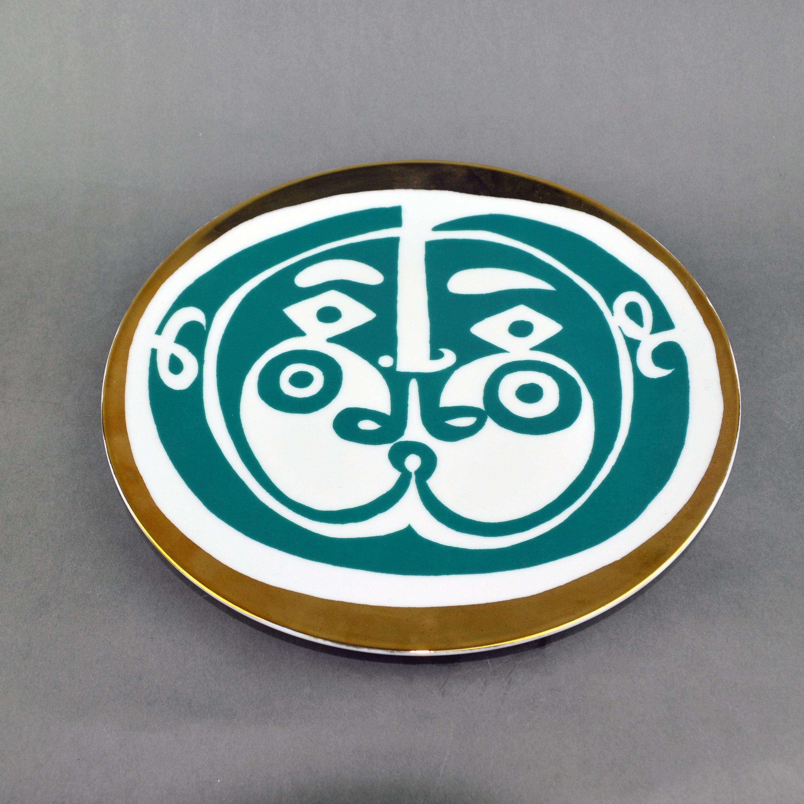Porcelain Roger Capron - Set of 6 Colorful Ceramic Plates with Mask For Sale
