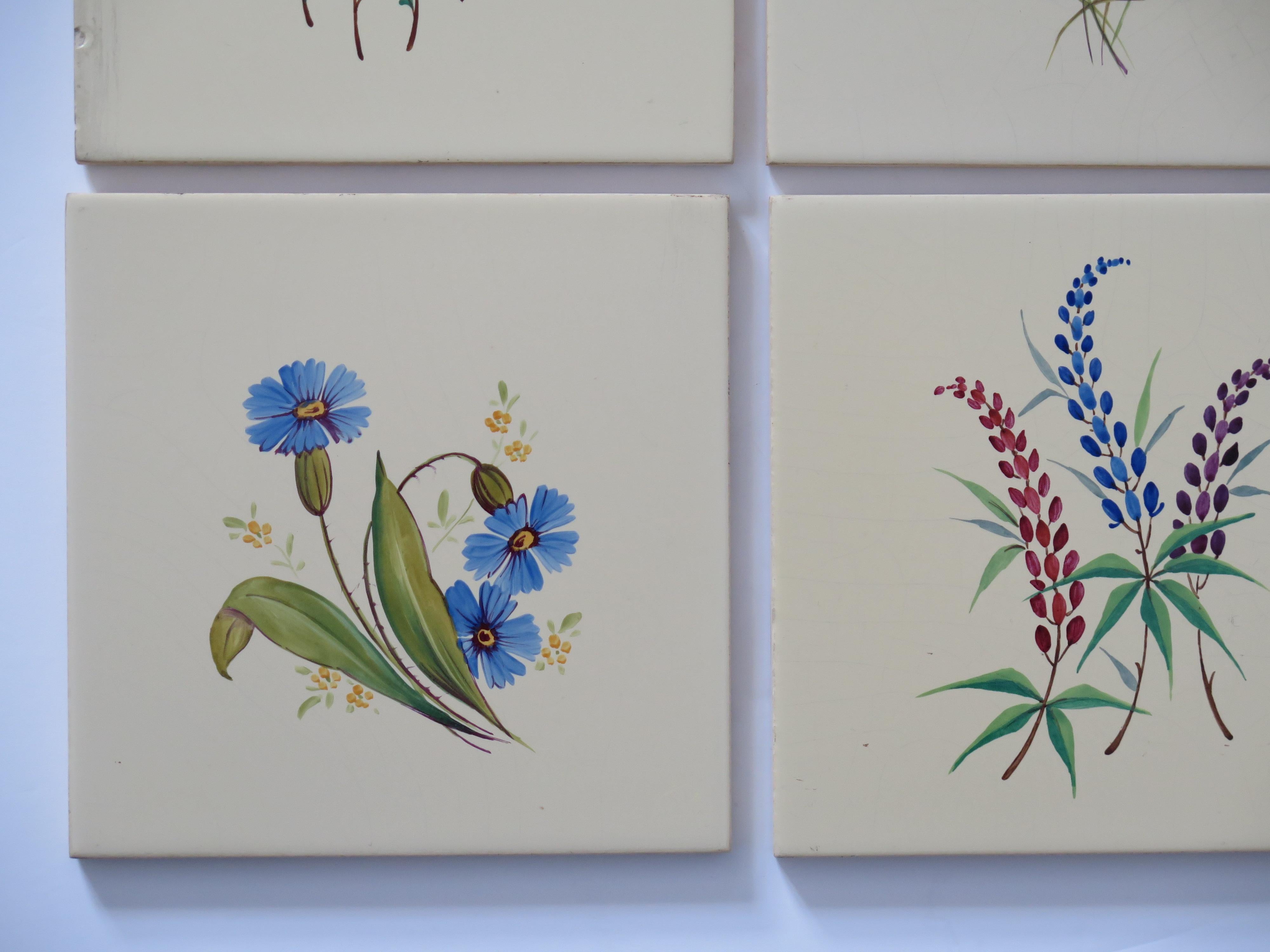 Set of SIX Ceramic Wall Tiles 6 inches Square hand painted flowers,  circa 1920 In Good Condition For Sale In Lincoln, Lincolnshire