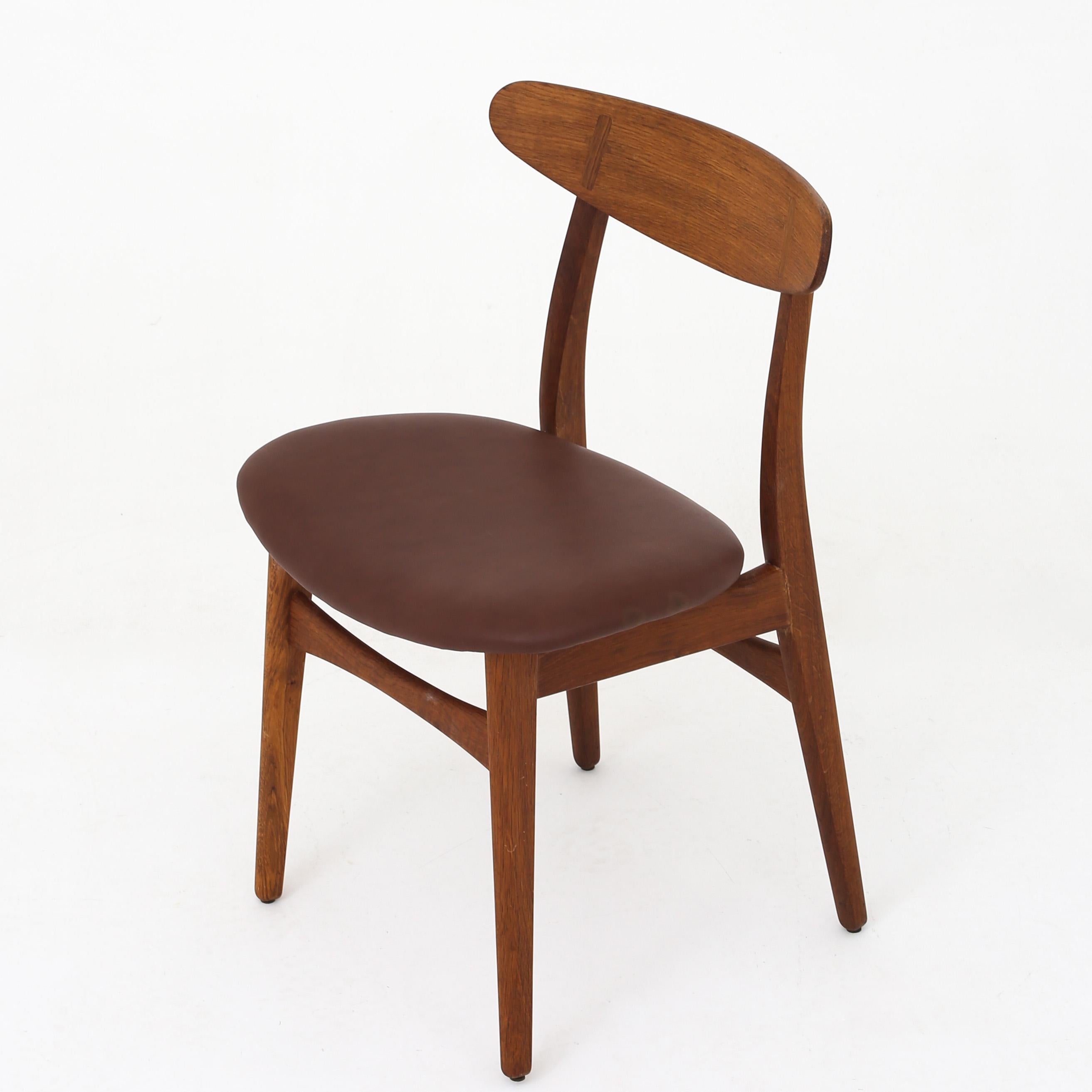 Oak Set of Six CH 30 Dining Chairs by Hans J. Wegner