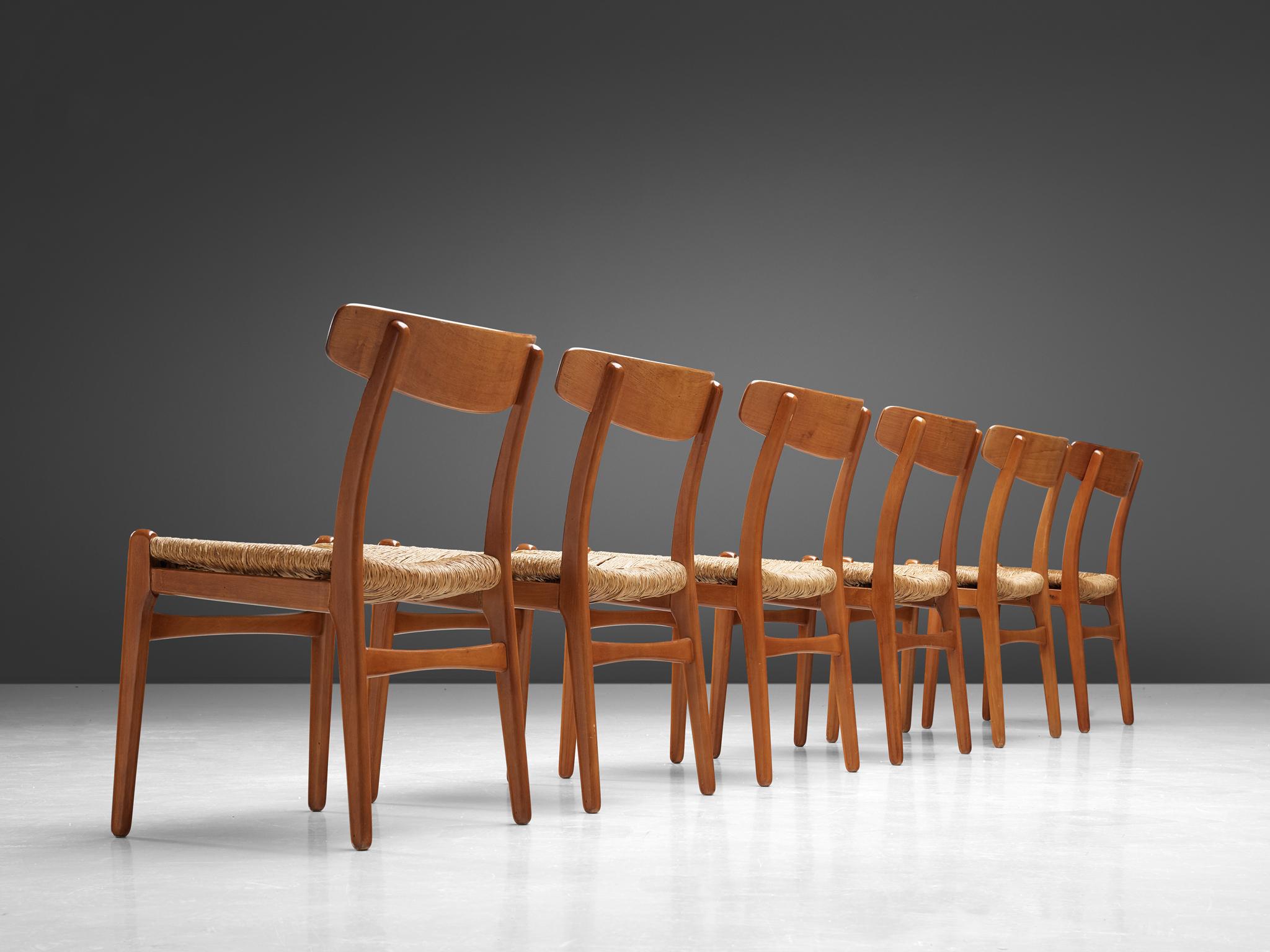 Set of Six 'CH23' Chairs by Hans J. Wegner in Beech and Teak In Good Condition In Waalwijk, NL