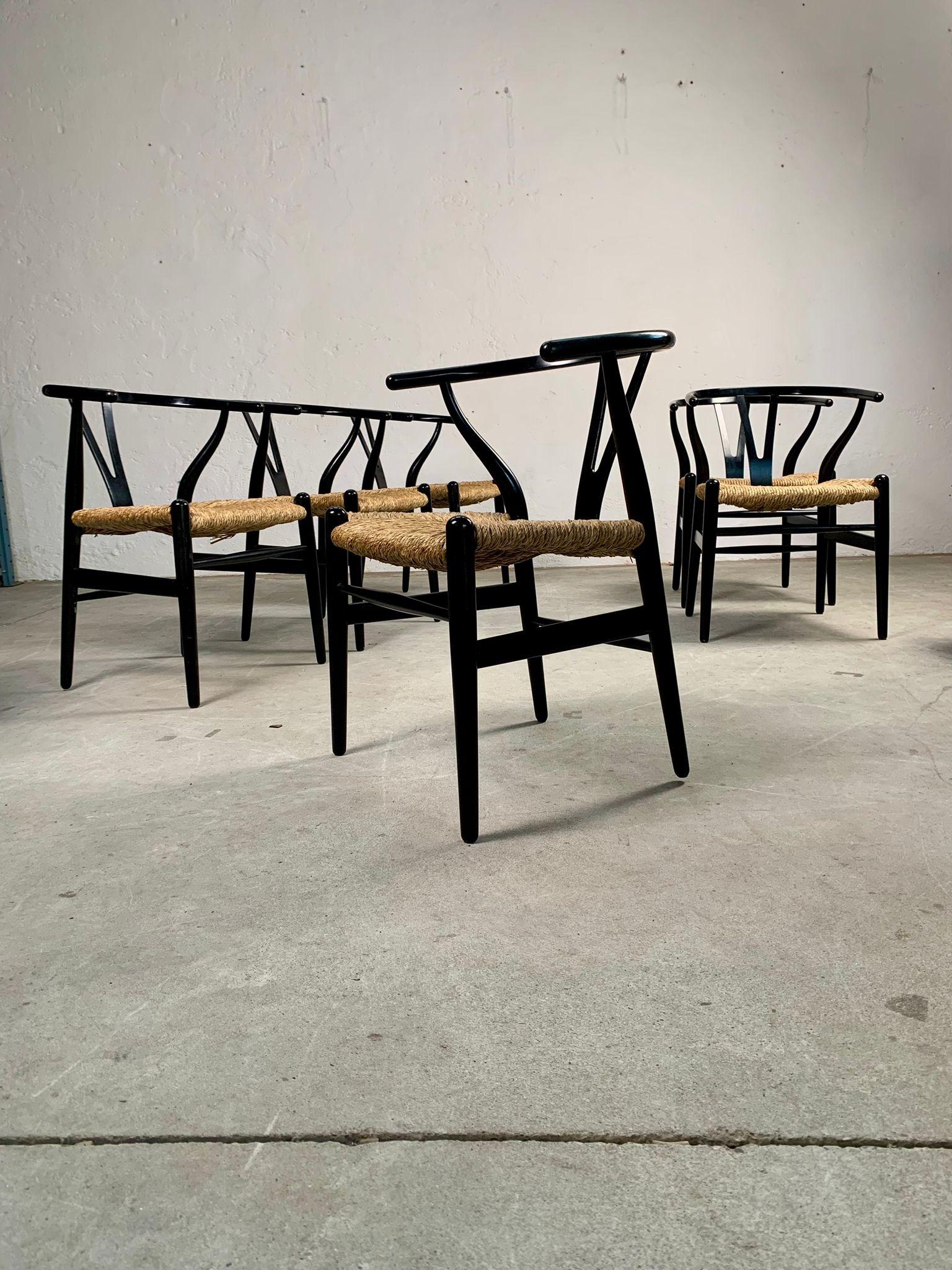 Set of six CH24 Wishbone chairs by Hans Wegner for Carl Hansen, Denmark, 1950 In condizioni buone a Milano, IT