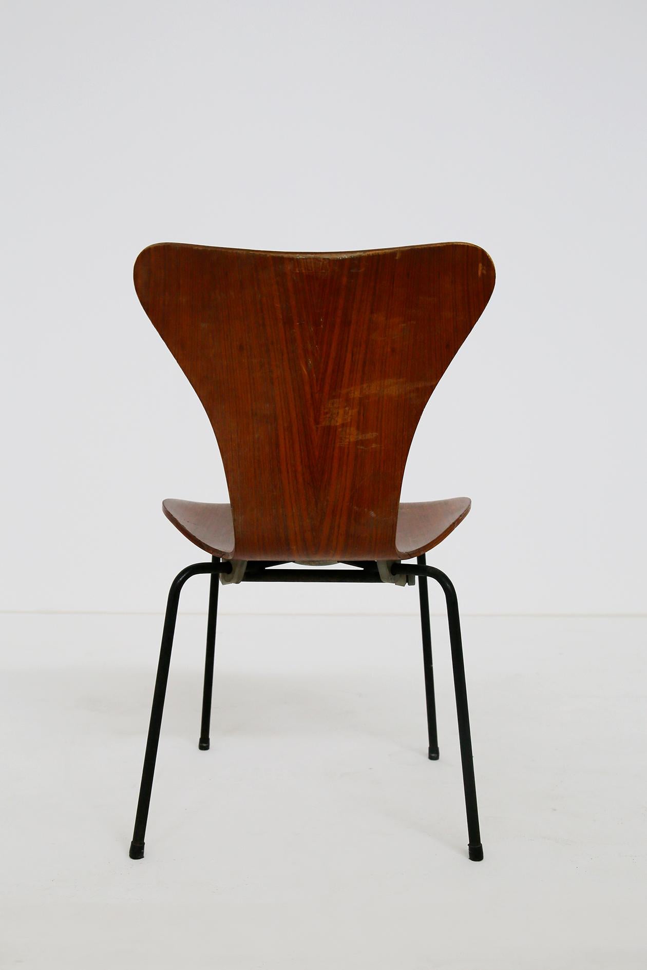 Mid-Century Modern Set of Six Chairs by Arne Jacobsen M. Butterfly for the Brazilian Airline, 1950s For Sale