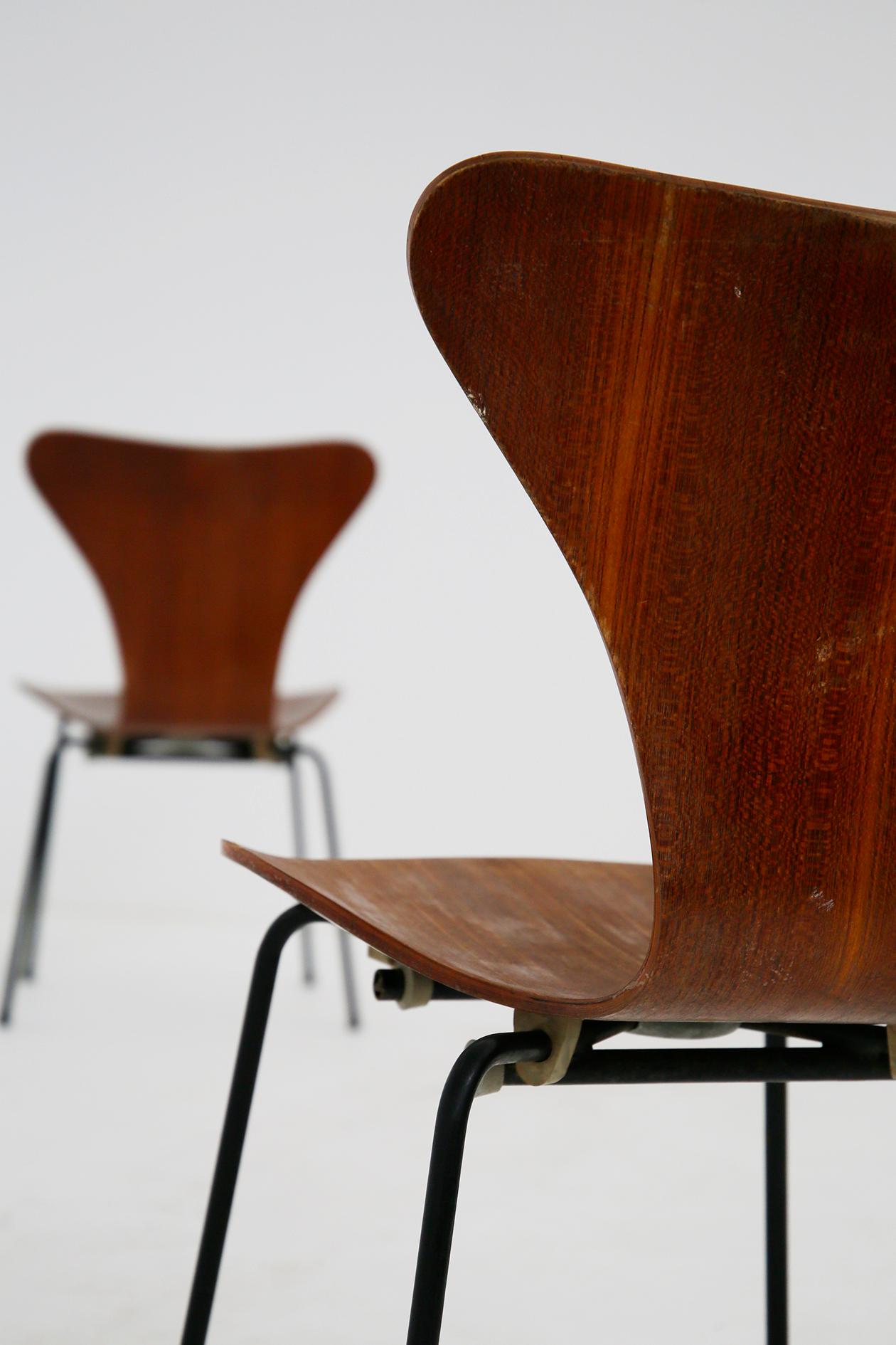 Set of Six Chairs by Arne Jacobsen M. Butterfly for the Brazilian Airline, 1950s For Sale 1