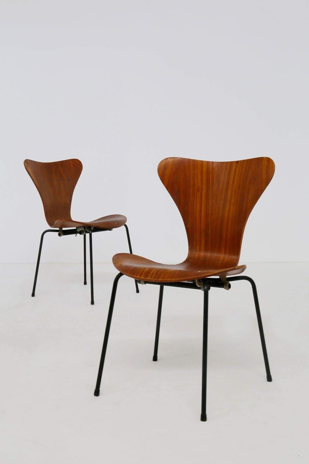 Set of Six Chairs by Arne Jacobsen M. Butterfly for the Brazilian Airline, 1950s For Sale 2