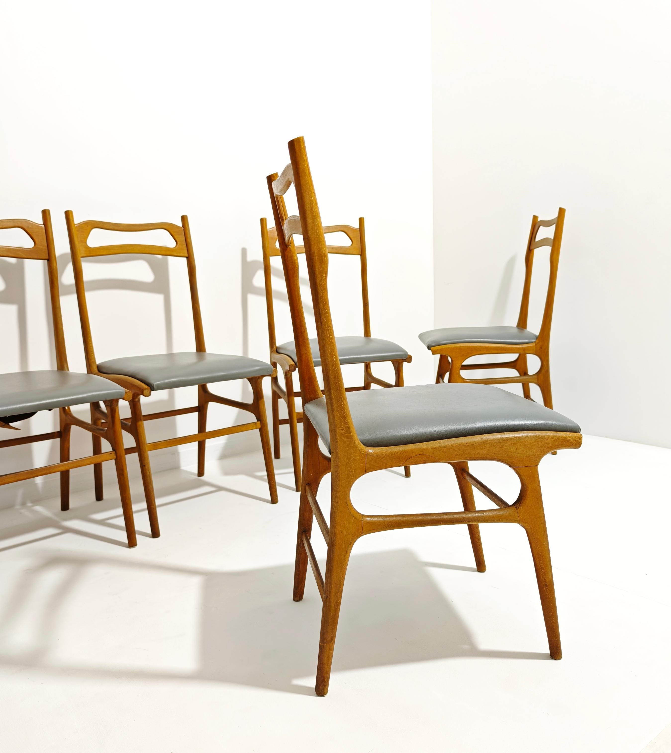 Set of Six Chairs Beech Wood Foam Skai Covering Mid-Century Design Italy 1950 en venta 3