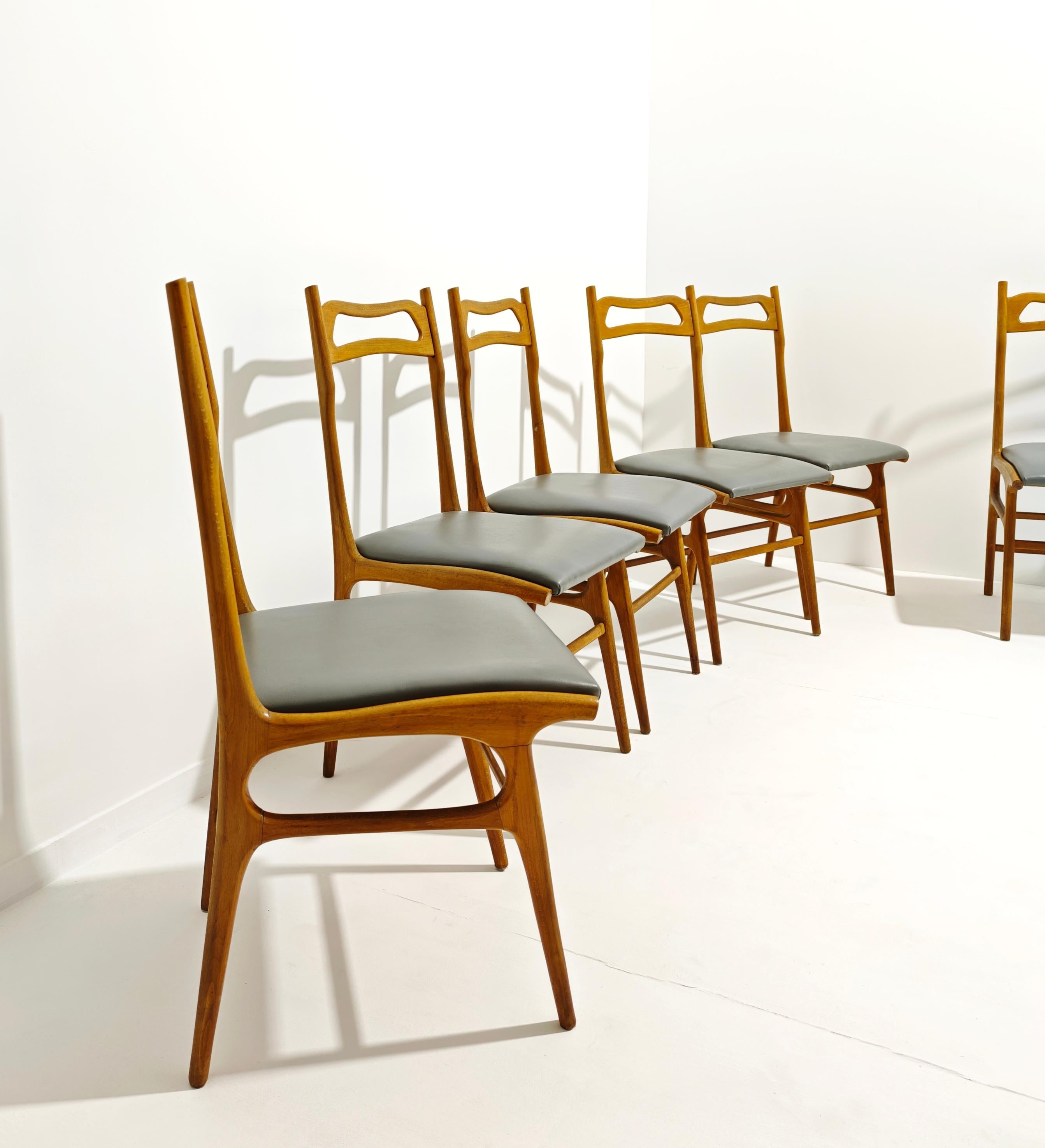 Set of Six Chairs Beech Wood Foam Skai Covering Mid-Century Design Italy 1950 en venta 5