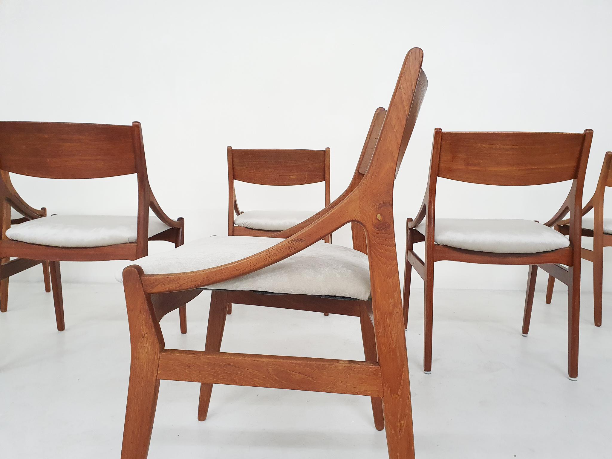 Velvet Set of Six Chairs by H. Vestervig Eriksen for BRDR Tromborg, Denmark, 1955