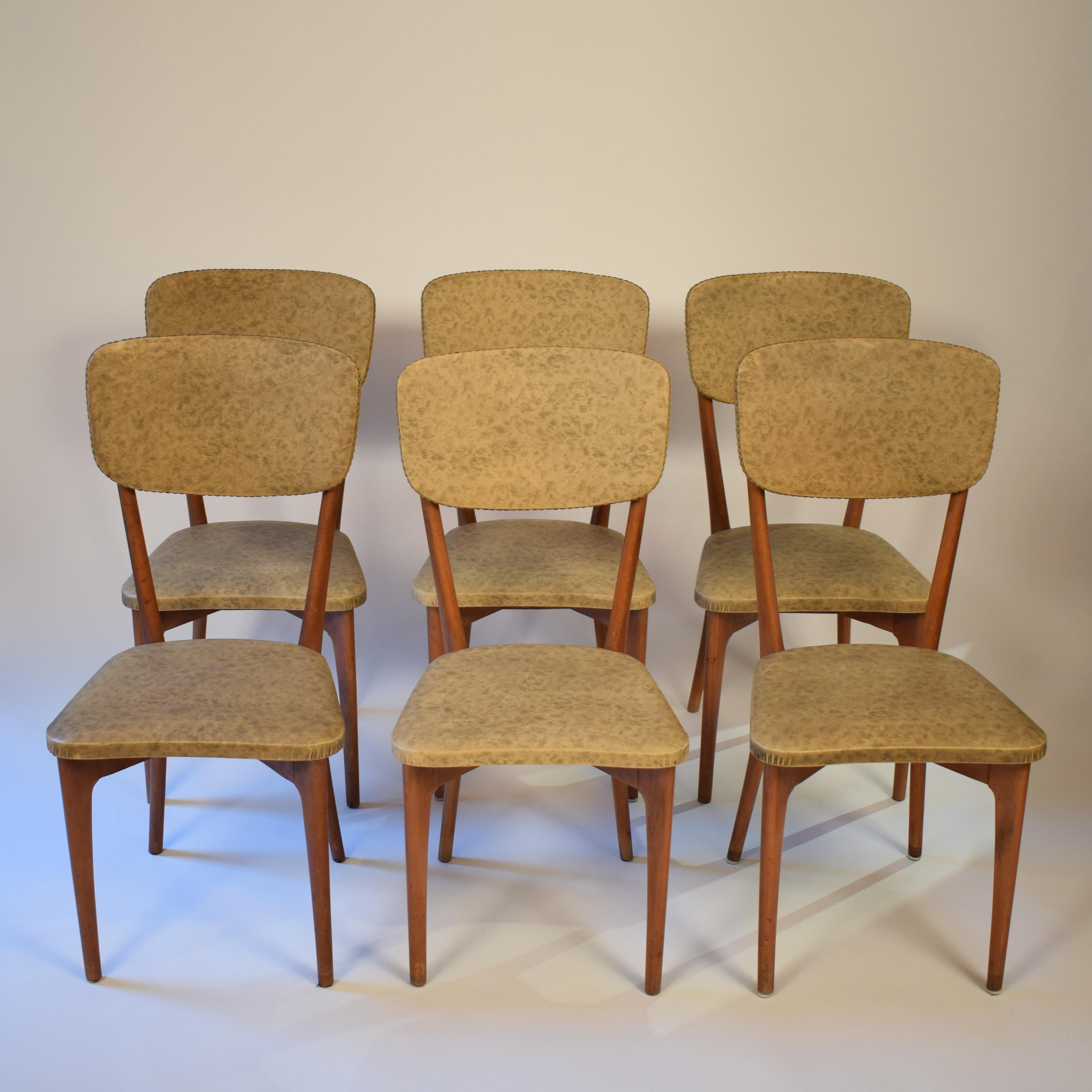 Mid-Century Modern Set of Six Chairs by Ico Parisi Model 