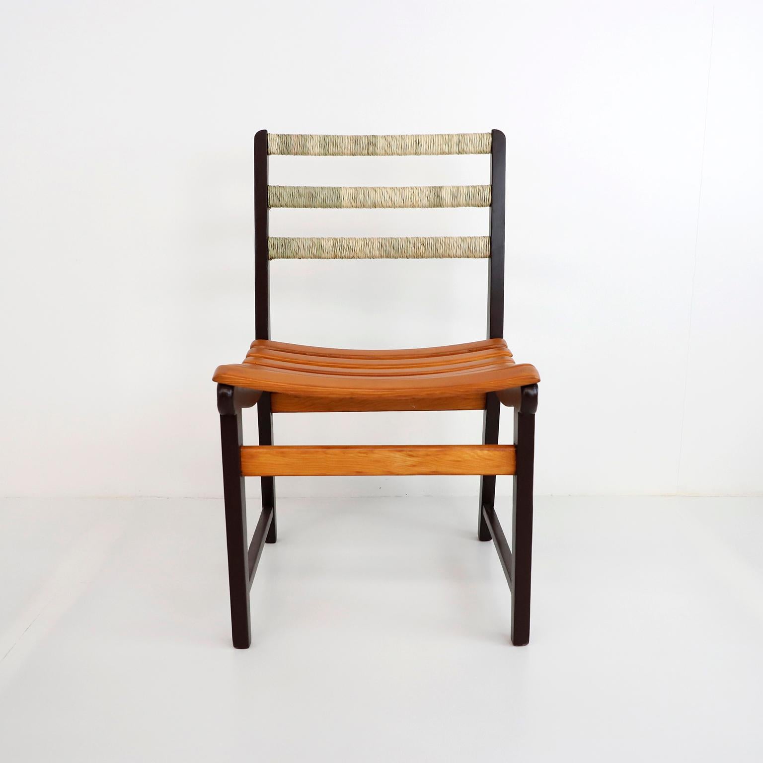 Mid-Century Modern Set of Six Chairs by Michael Van Beuren for Domus For Sale