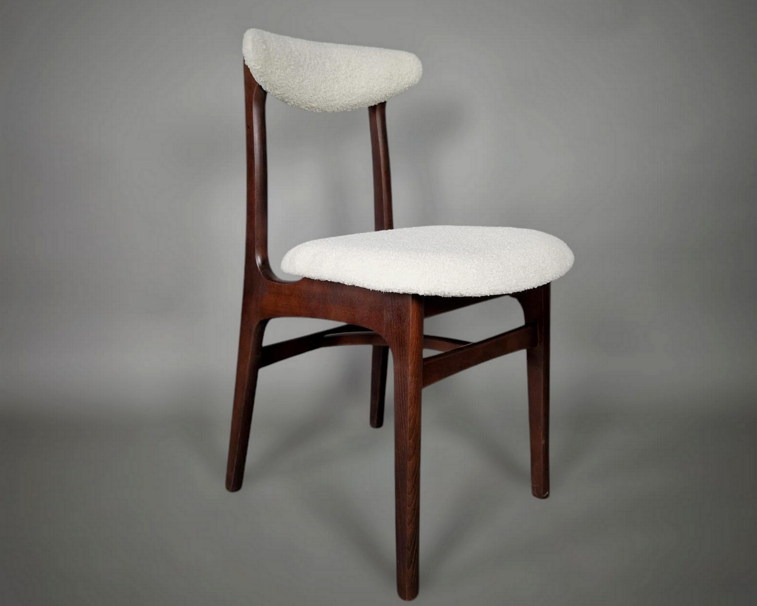 Ensemble de six chaises par Rajmund Hałas, Poznan, Pologne, vers 1970. en vente 2