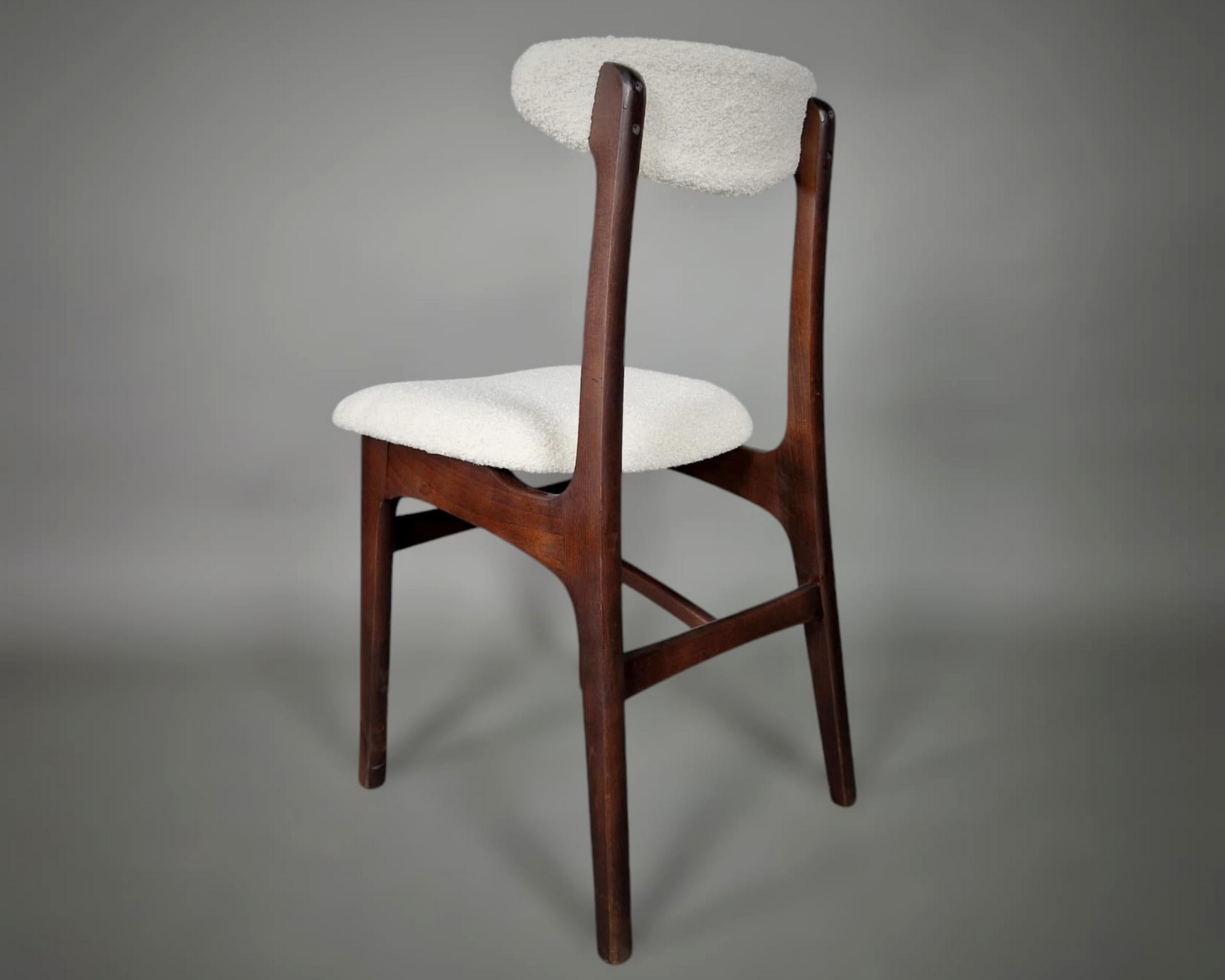 Tacheté Ensemble de six chaises par Rajmund Hałas, Poznan, Pologne, vers 1970. en vente