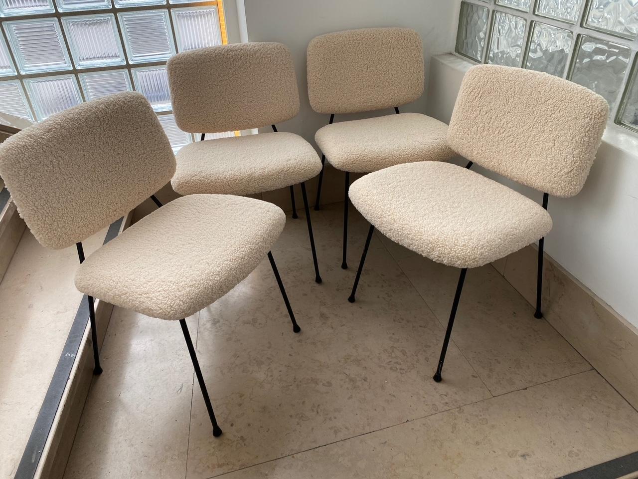 Set of six chairs 