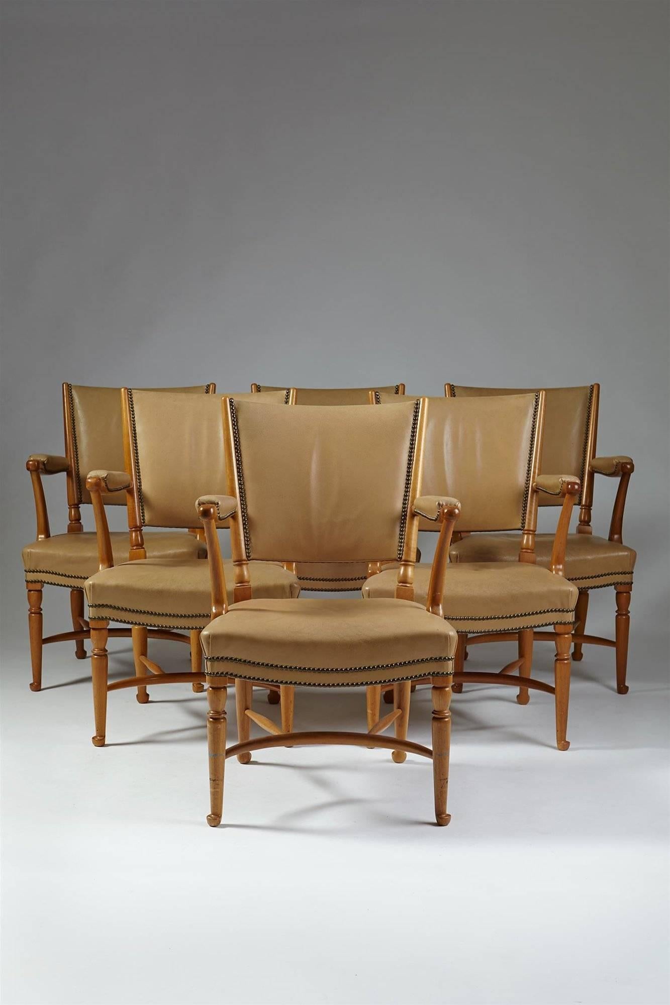 Scandinavo moderno Set di sei sedie disegnate da Josef Frank per Svensk Tenn, Model 725, Svezia in vendita