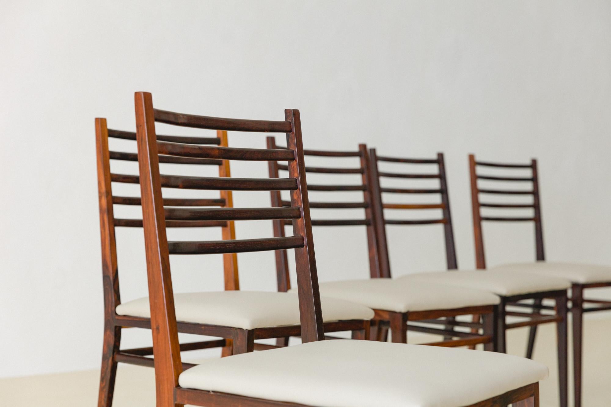 Ensemble de six chaises en bois de rose, modèle 4015 de Geraldo de Barros, Unilabor, années 1950 en vente 2