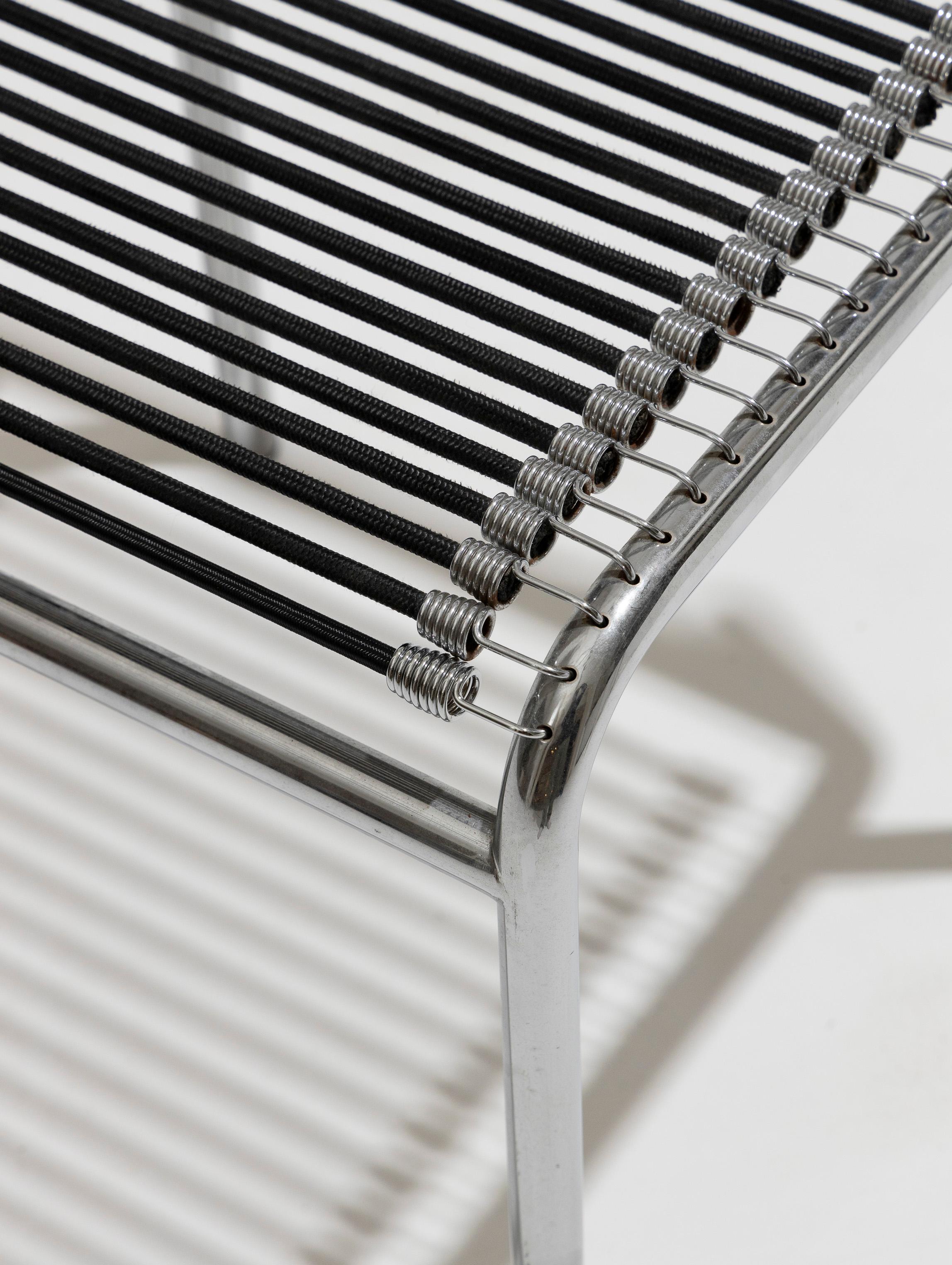 Set of six chairs in steel and elastic cord, René Herbst, 1970s 4