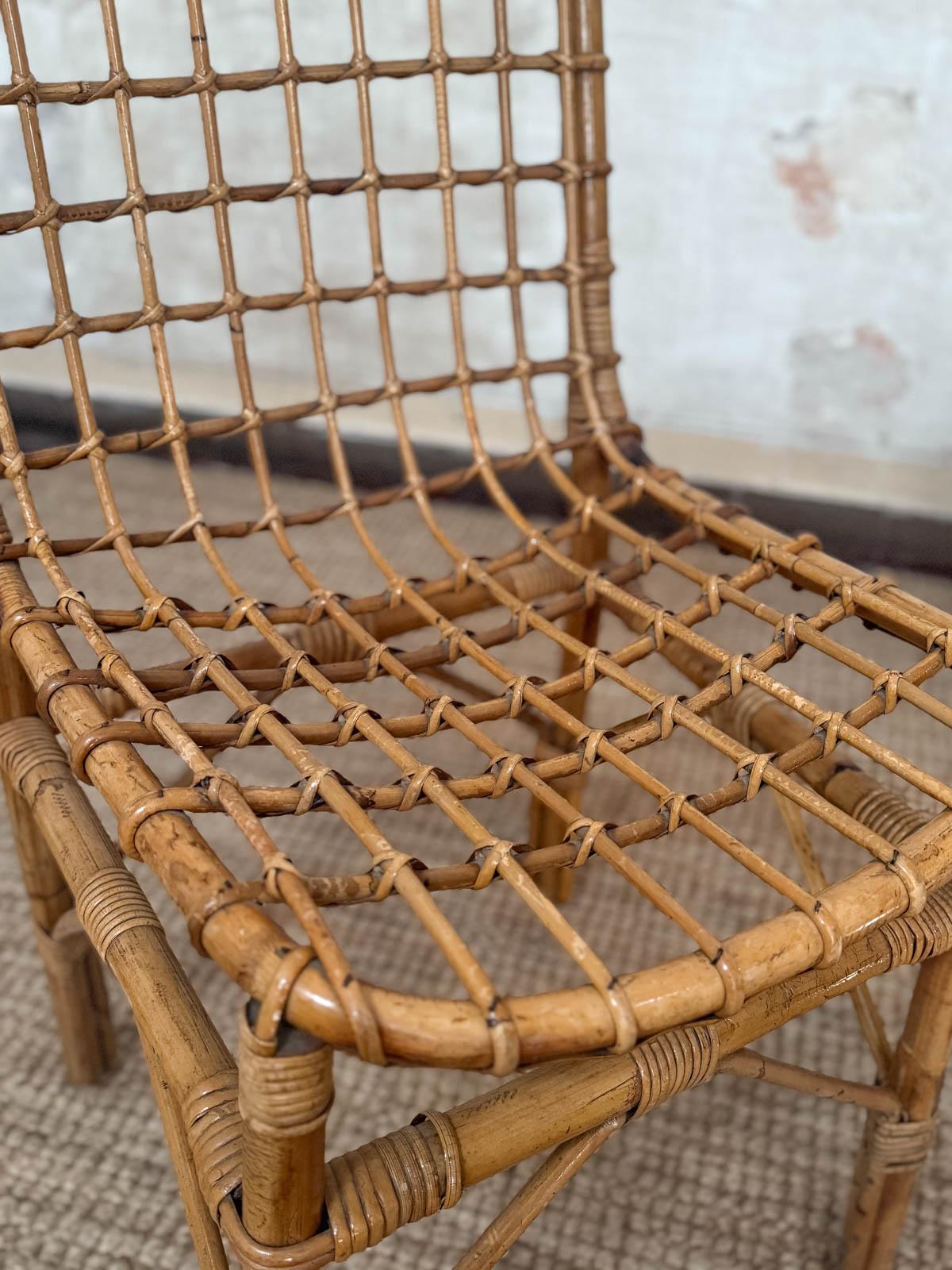 Ensemble de six chaises dans le style de Tito Agnoli - années 1970 en vente 5