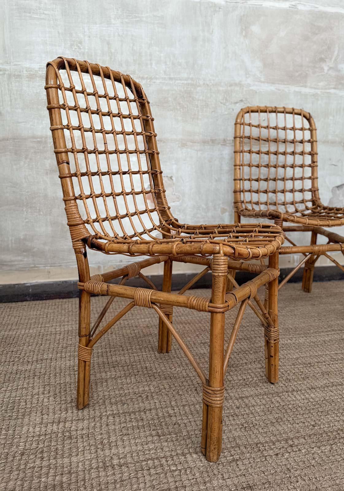 Ensemble de six chaises dans le style de Tito Agnoli - années 1970 en vente 3