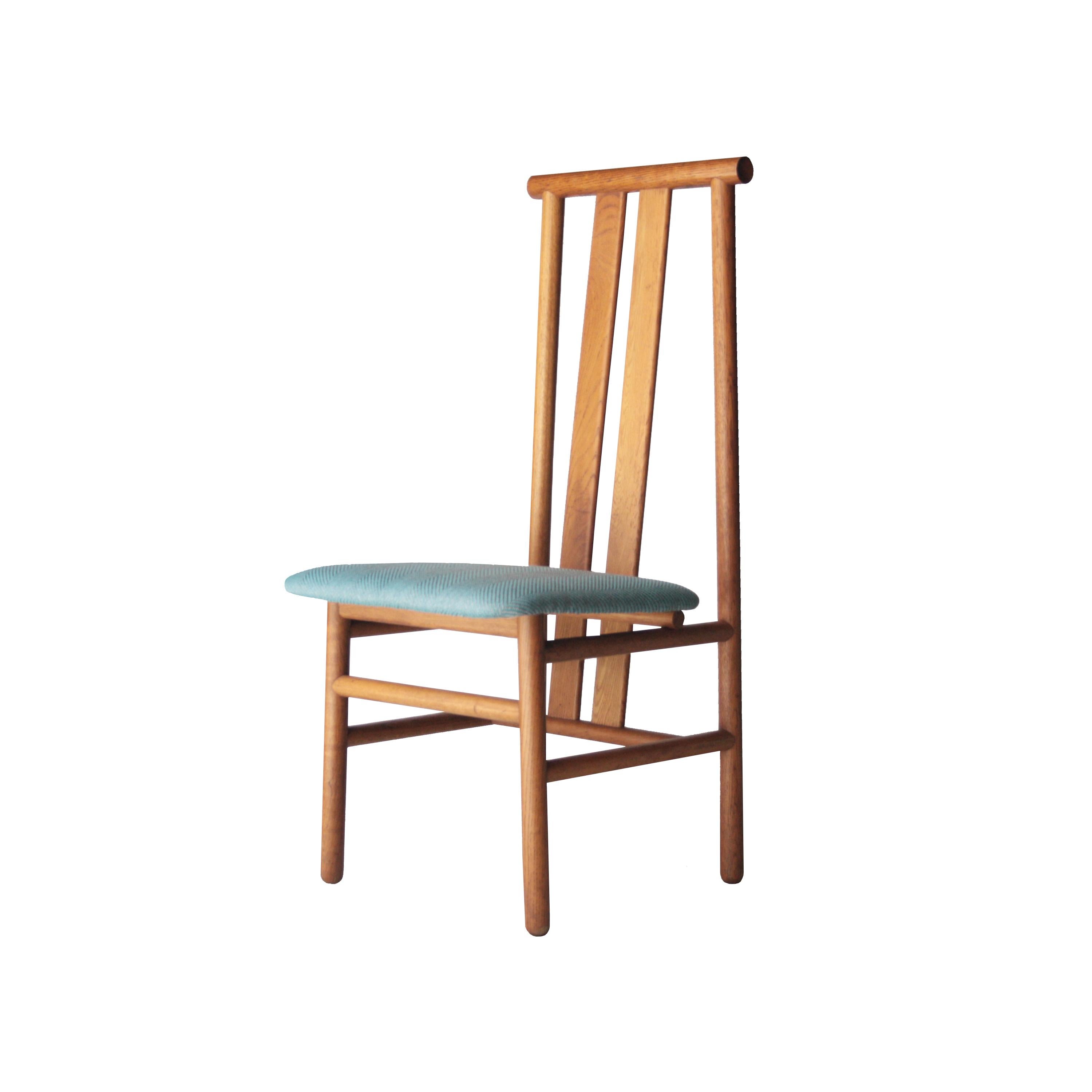 Set of six chairs with solid teak wood structure with upholstered seat, Italy, 1960.
