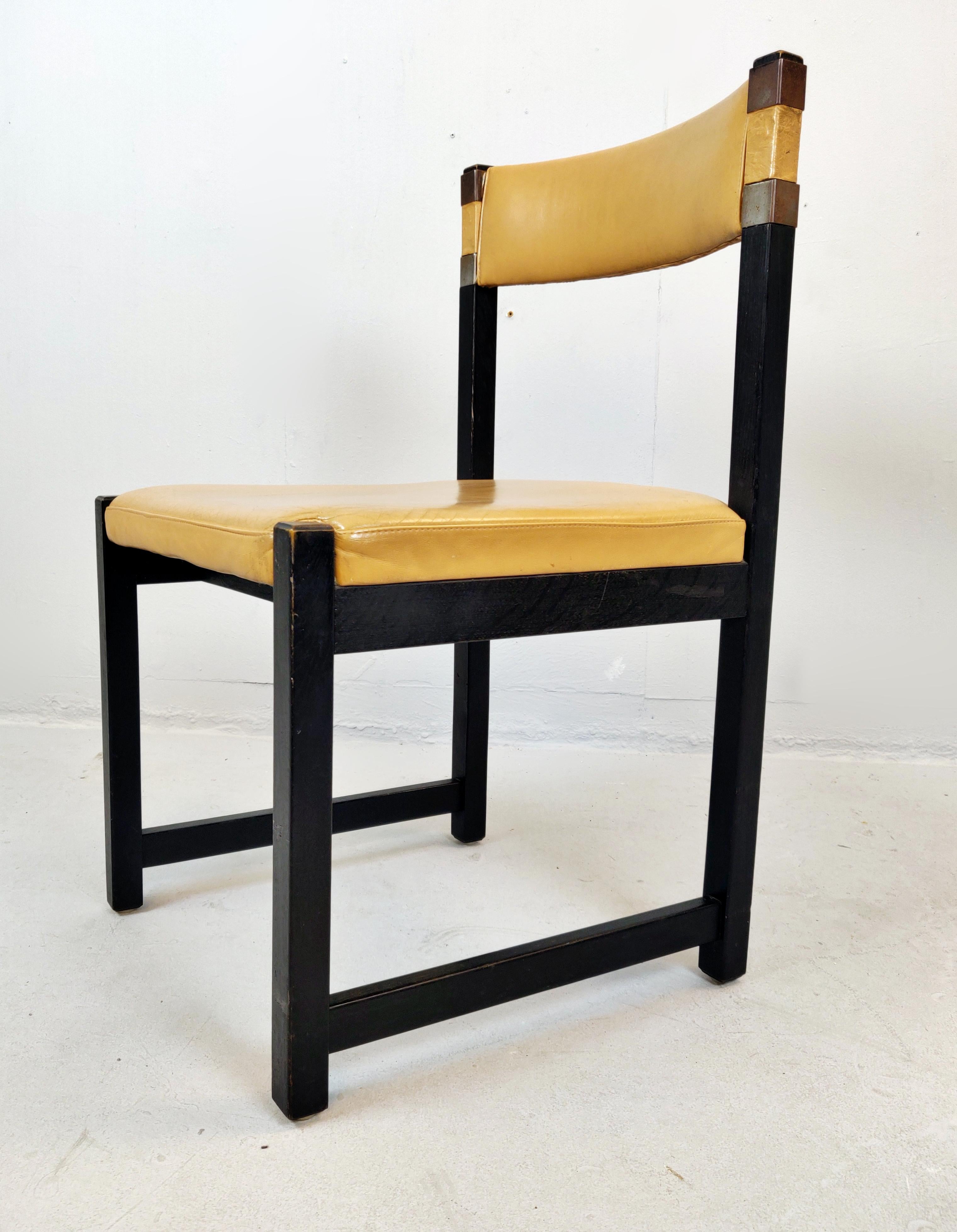 Set of Six Chairs, Wood and Leather, circa 1970 In Good Condition For Sale In Brussels, BE
