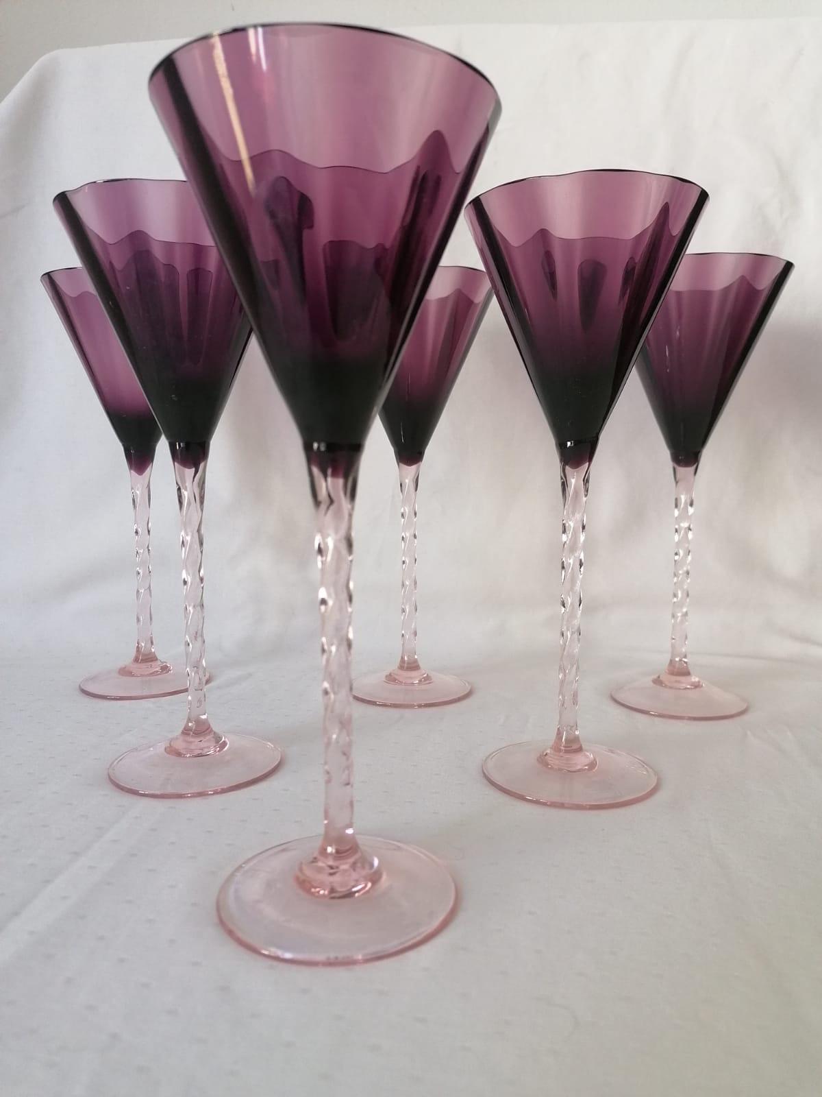 Set von sechs Champagnergläsern aus mundgeblasenem Kunstglas (Kristall) im Angebot
