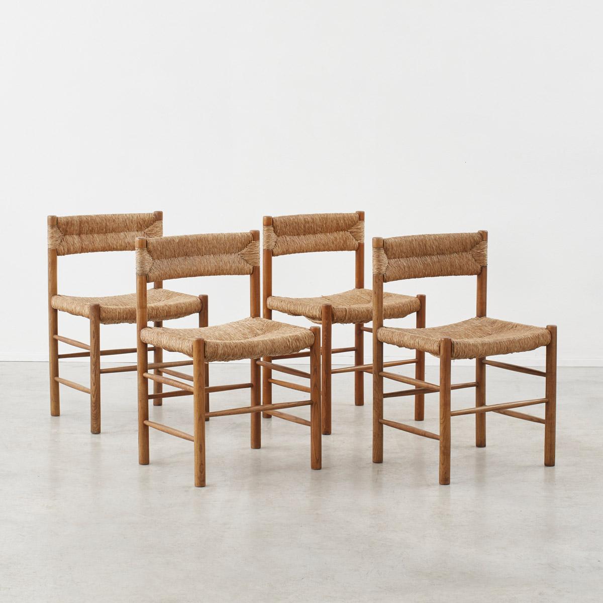 Moderne Ensemble de six chaises Charlotte Perriand Dordogne pour Robert Sentou, France c1950 en vente